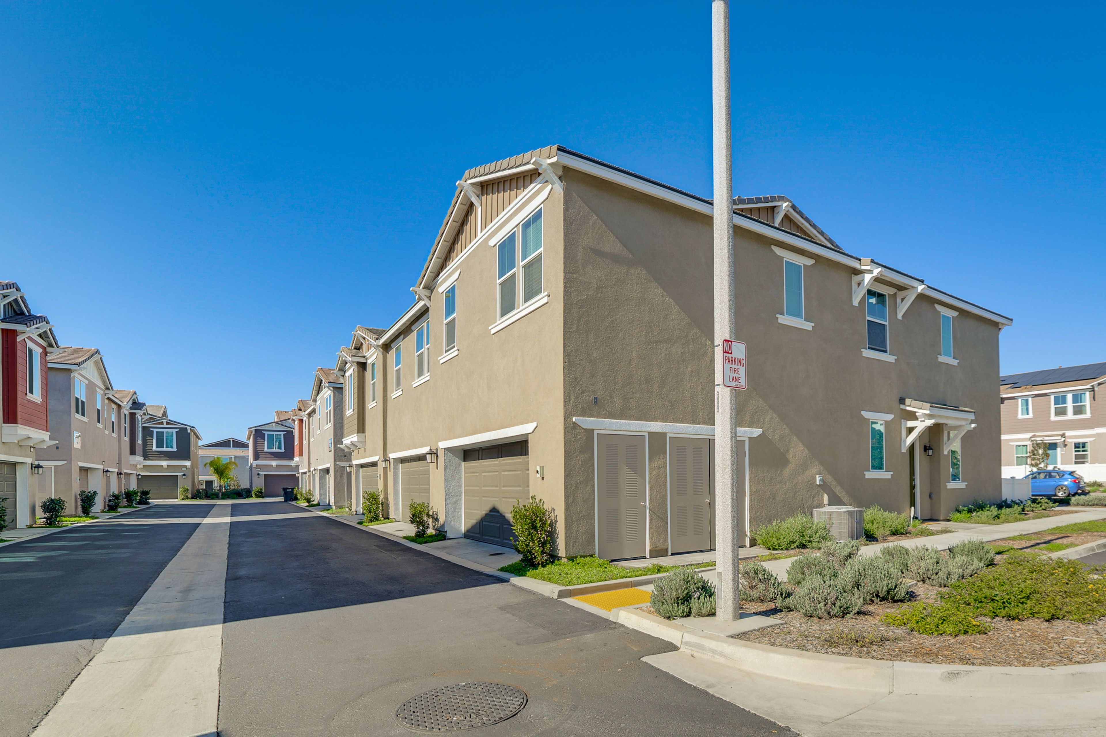 Parking | Garage (2 Vehicles)