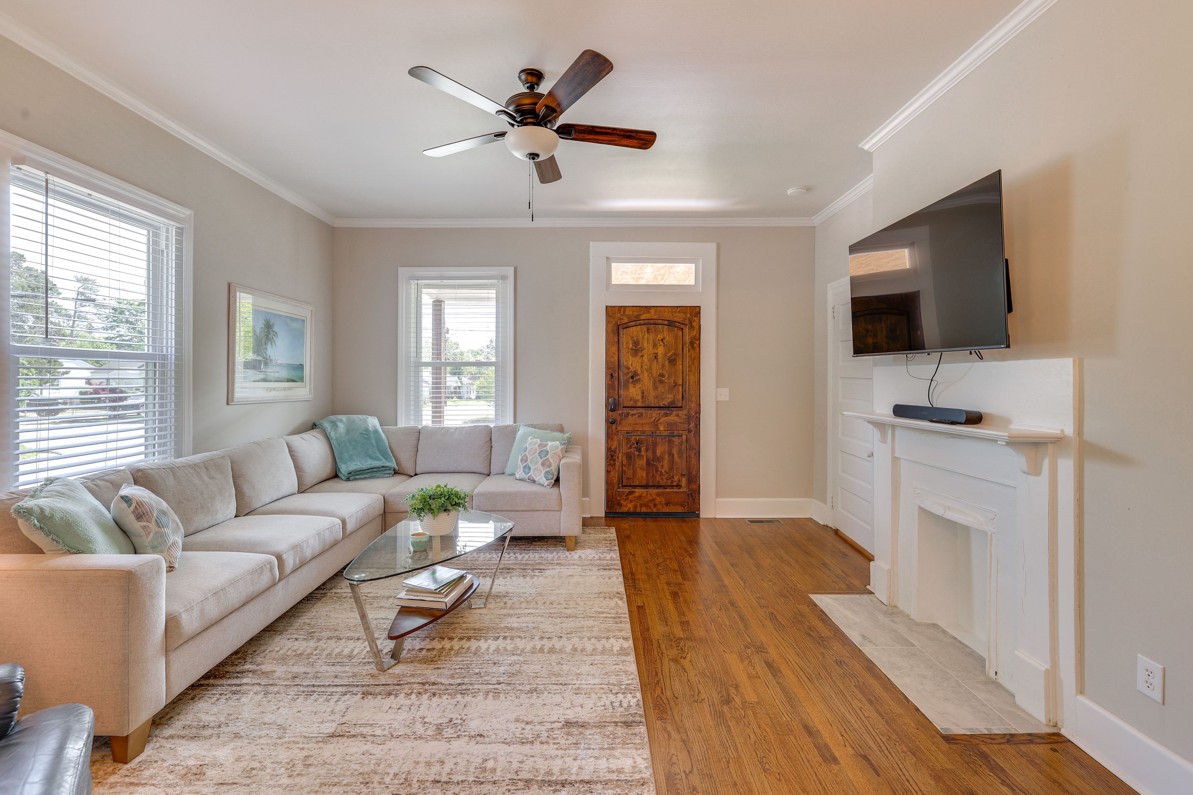 Living Room | Sleeper Sofa