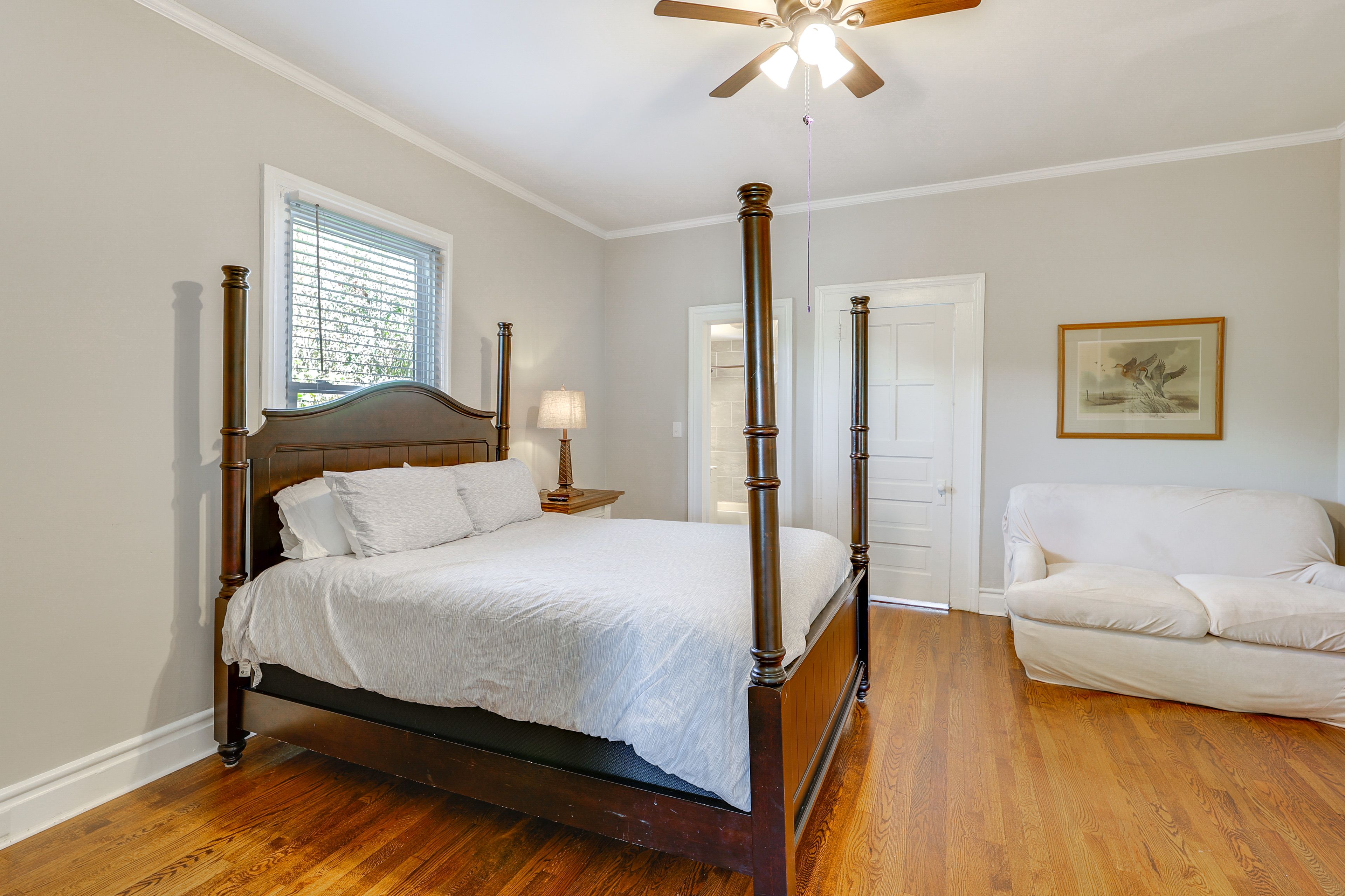 Bedroom 2 | Queen Bed