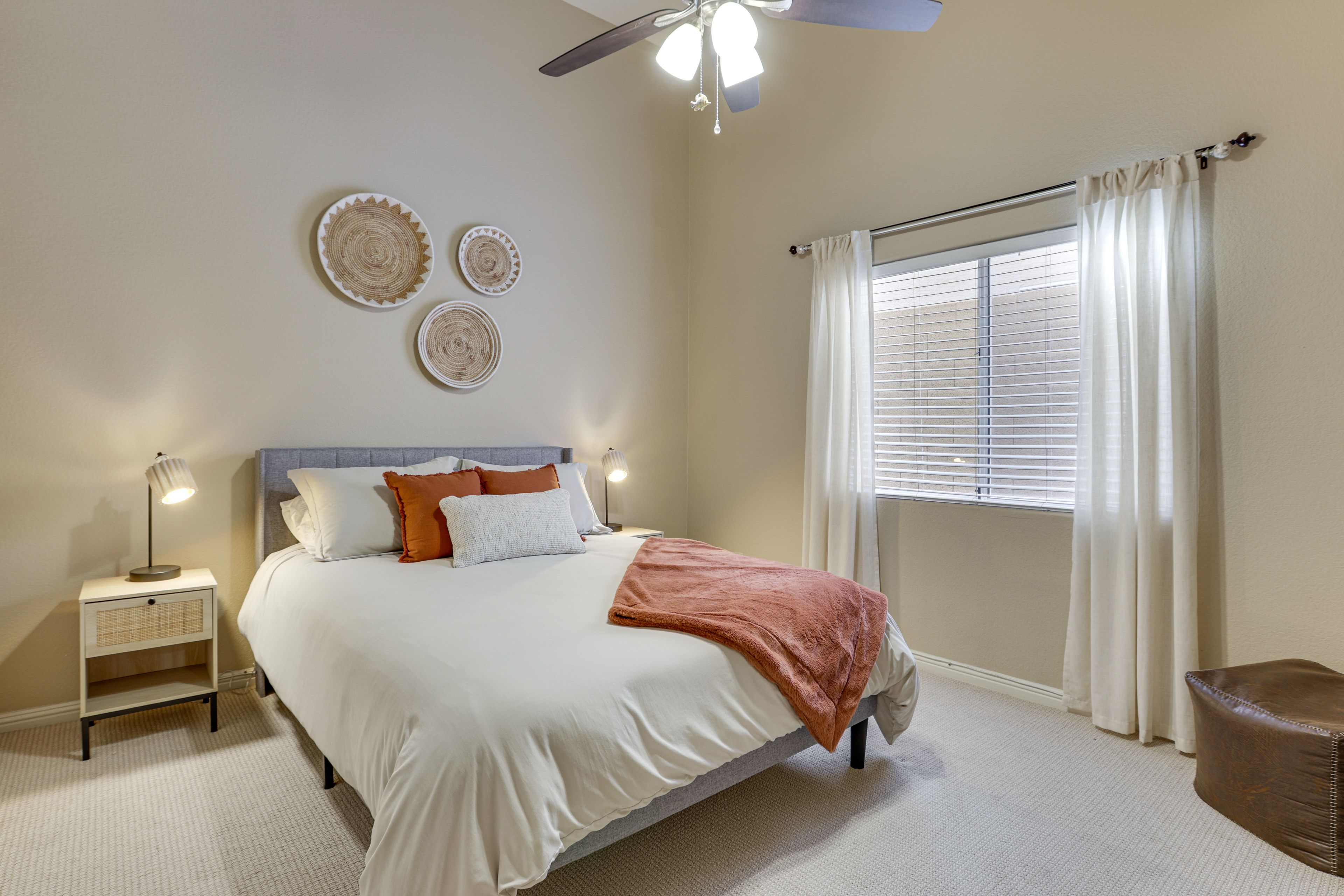 Bedroom 2 | Queen Bed