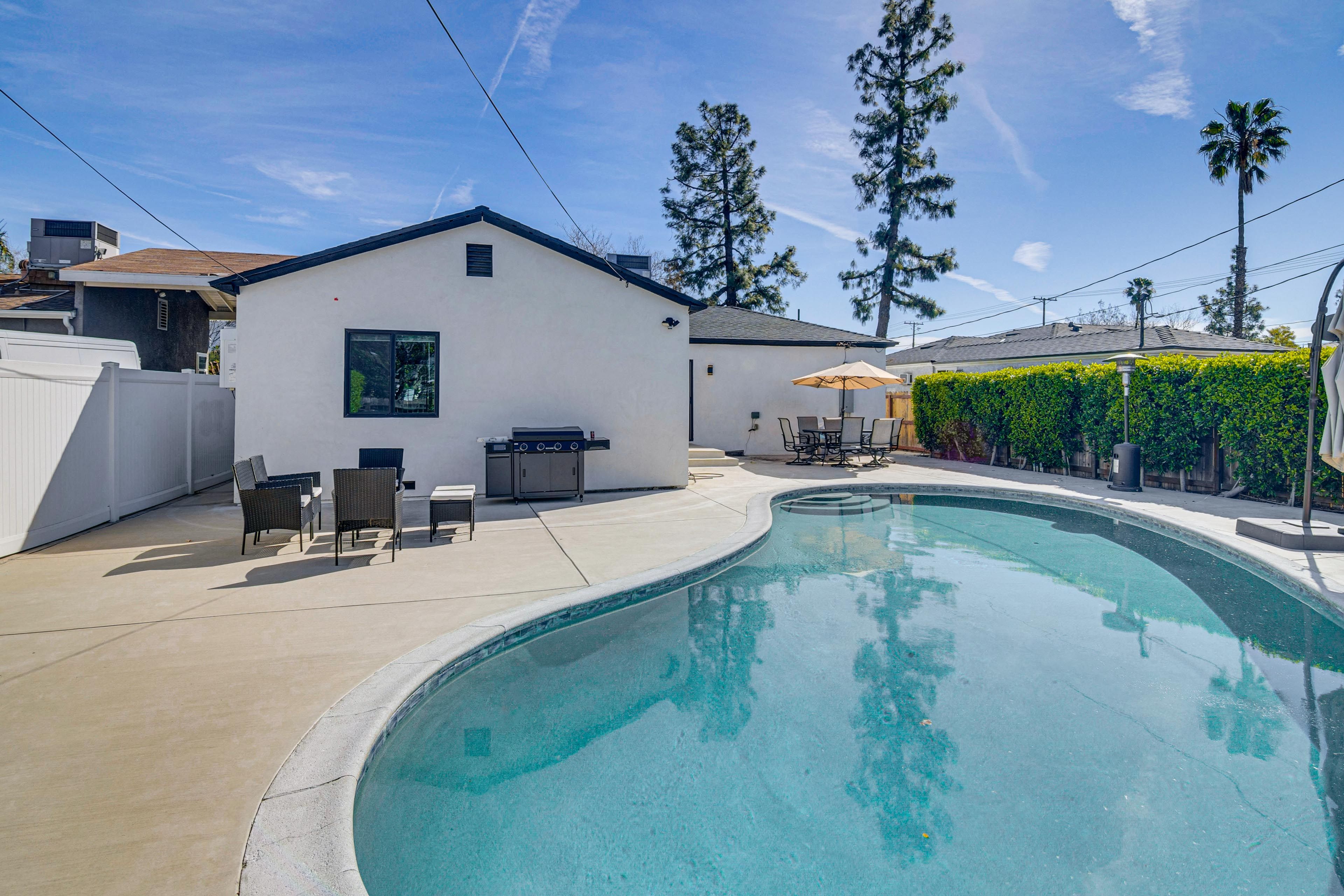 Burbank Vacation Rental | 3BR | 2BA | 1,278 Sq Ft
