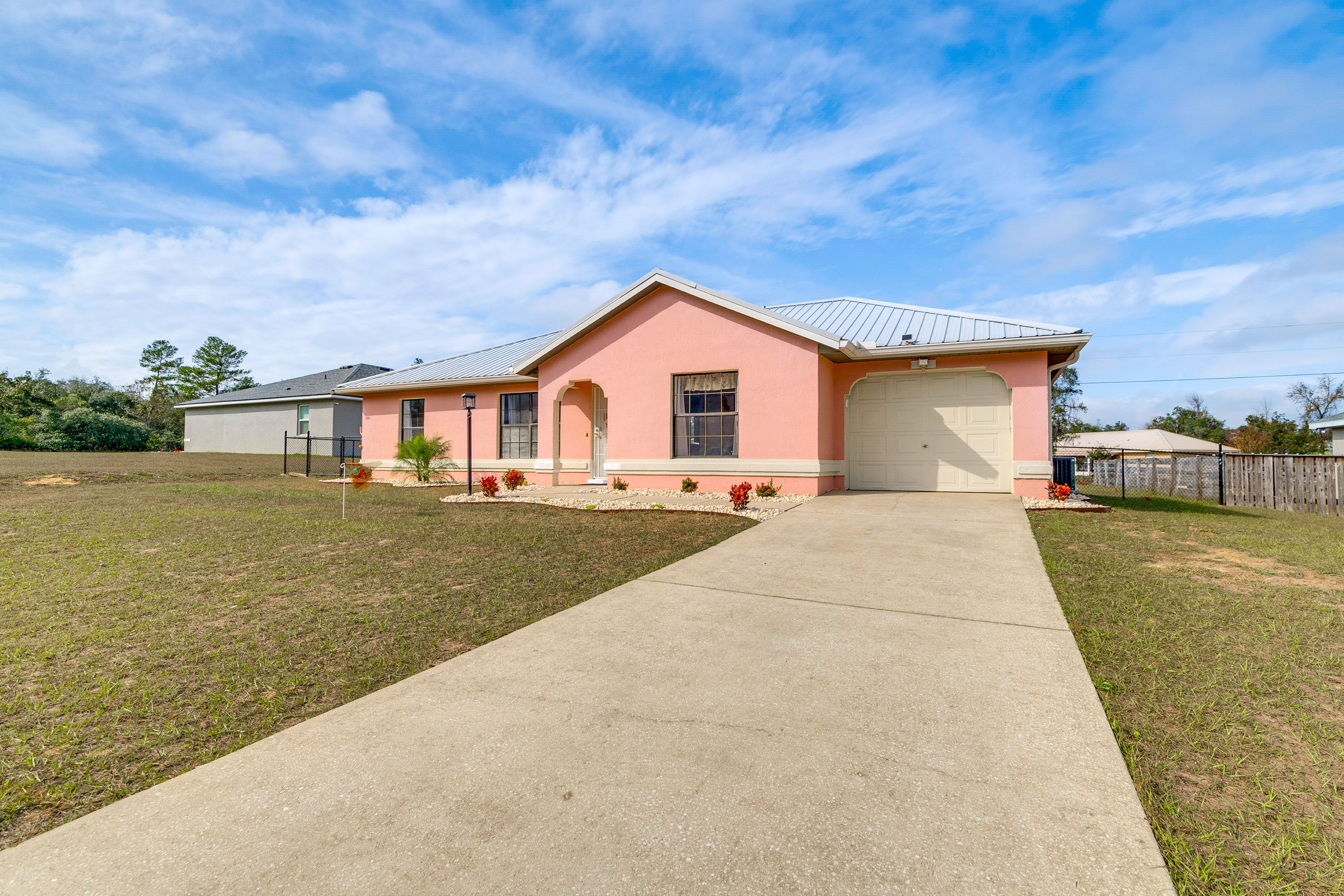 Parking | Driveway (3 Vehicles)