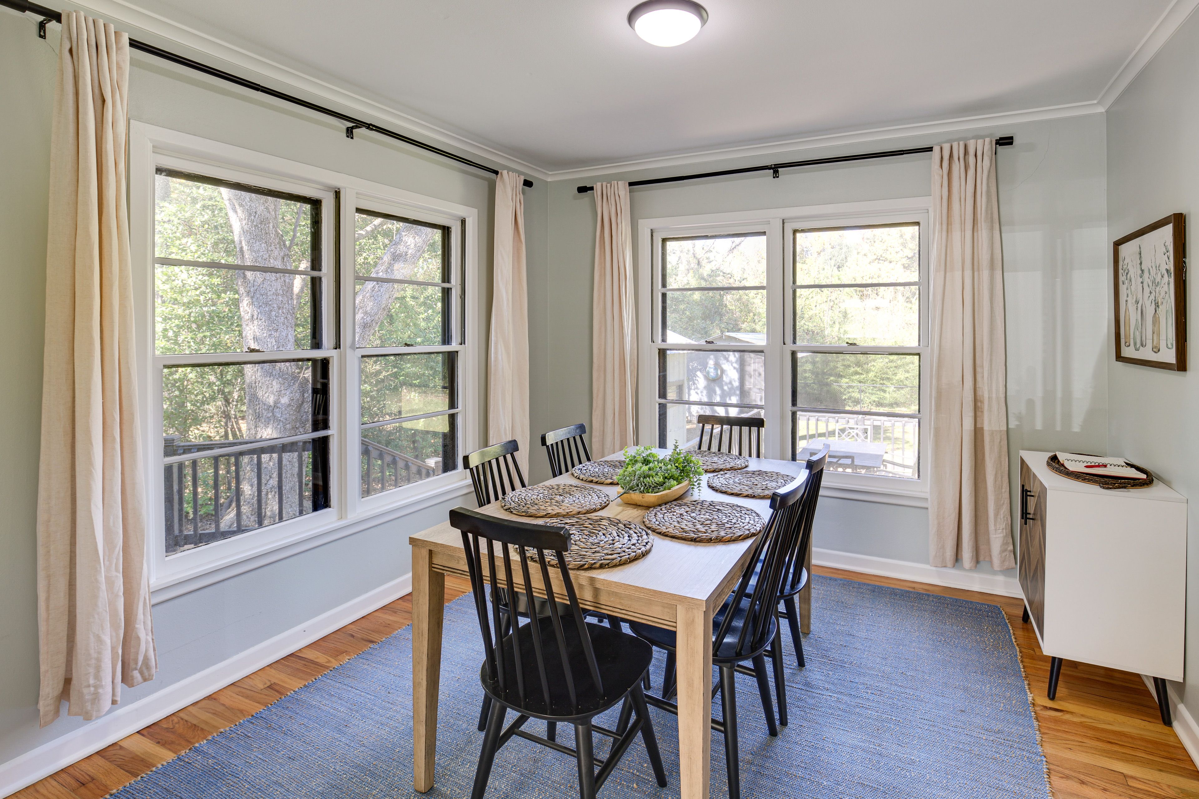 Dining Space | Dishware/Flatware