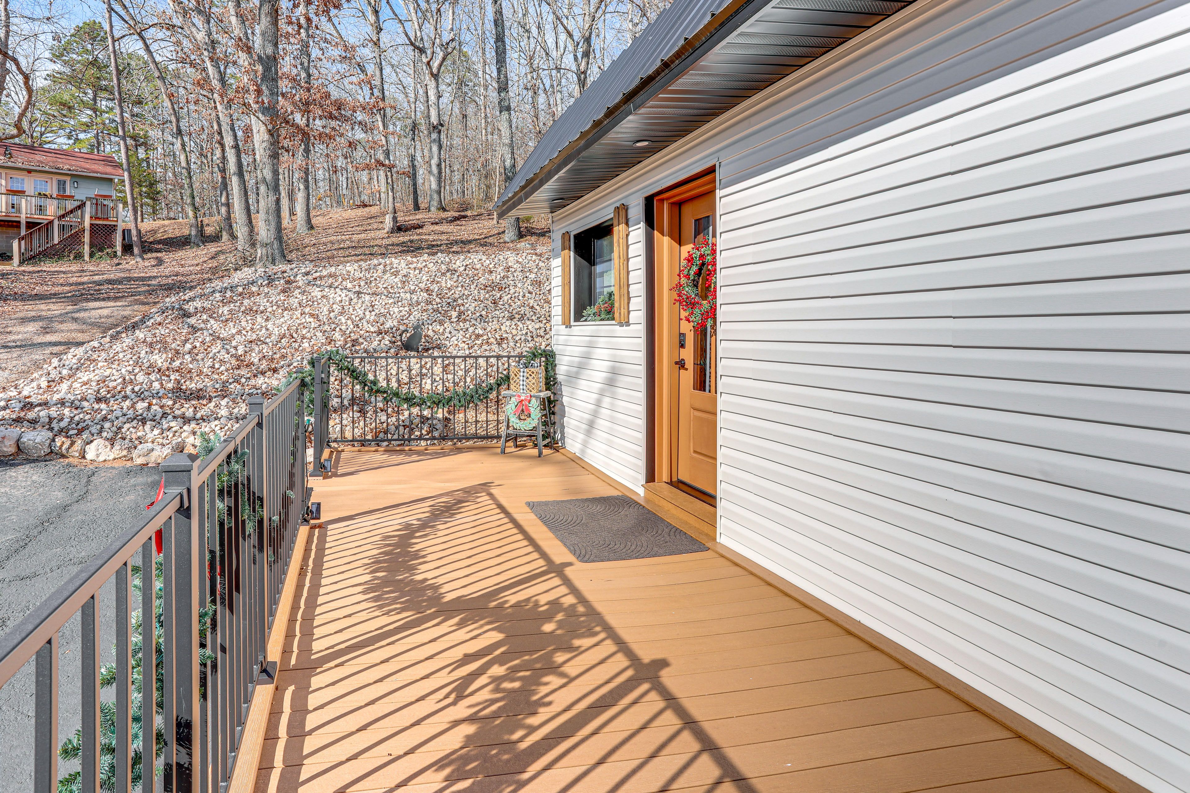 Private Deck | Views | Seasonal Outdoor Furniture