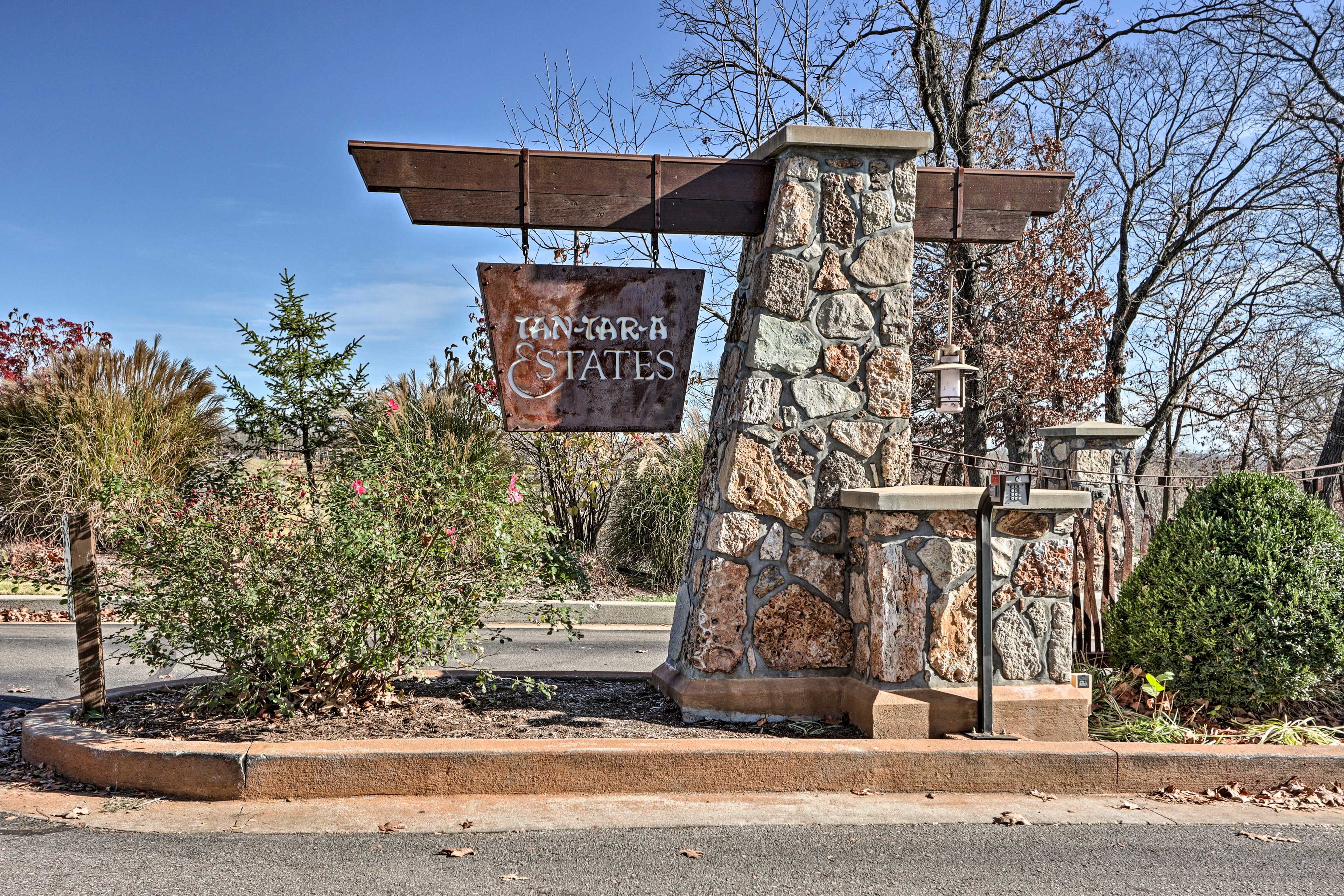 Tan-Tar-A Estates | Community Amenities