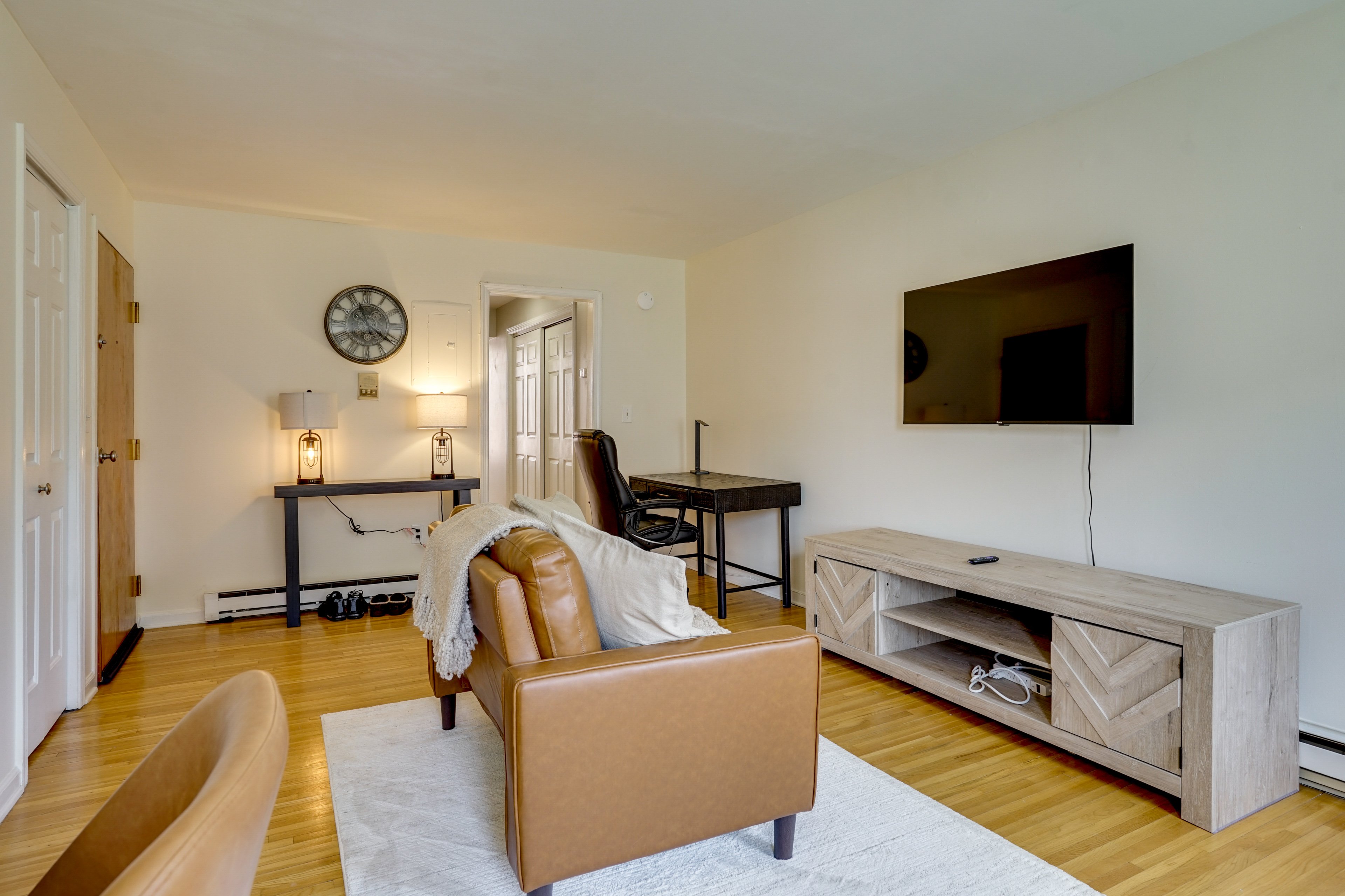Hoboken Vacation Rental | 1BR | 1BA | 600 Sq Ft