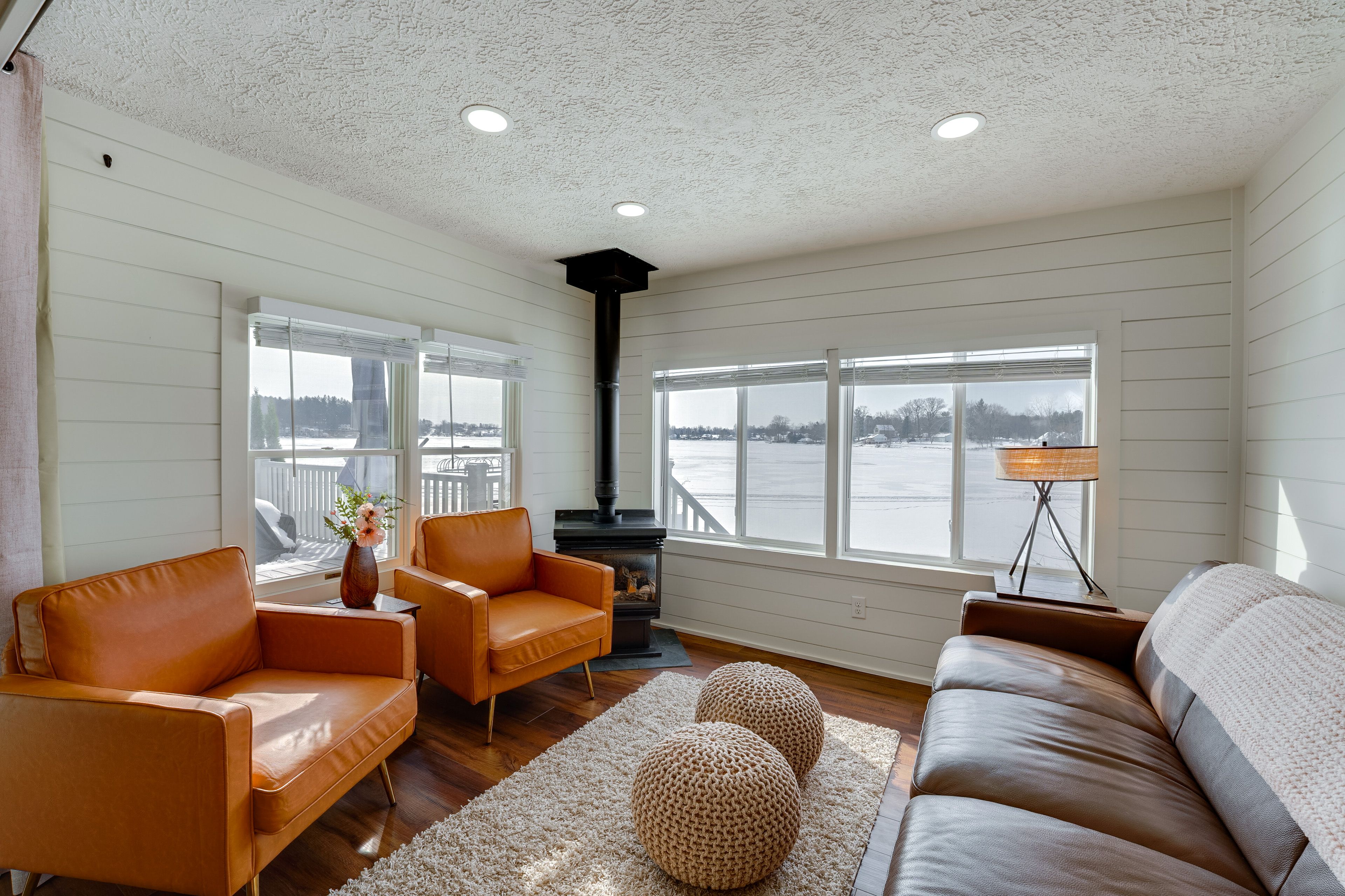 Living Room | Sleeper Sofa