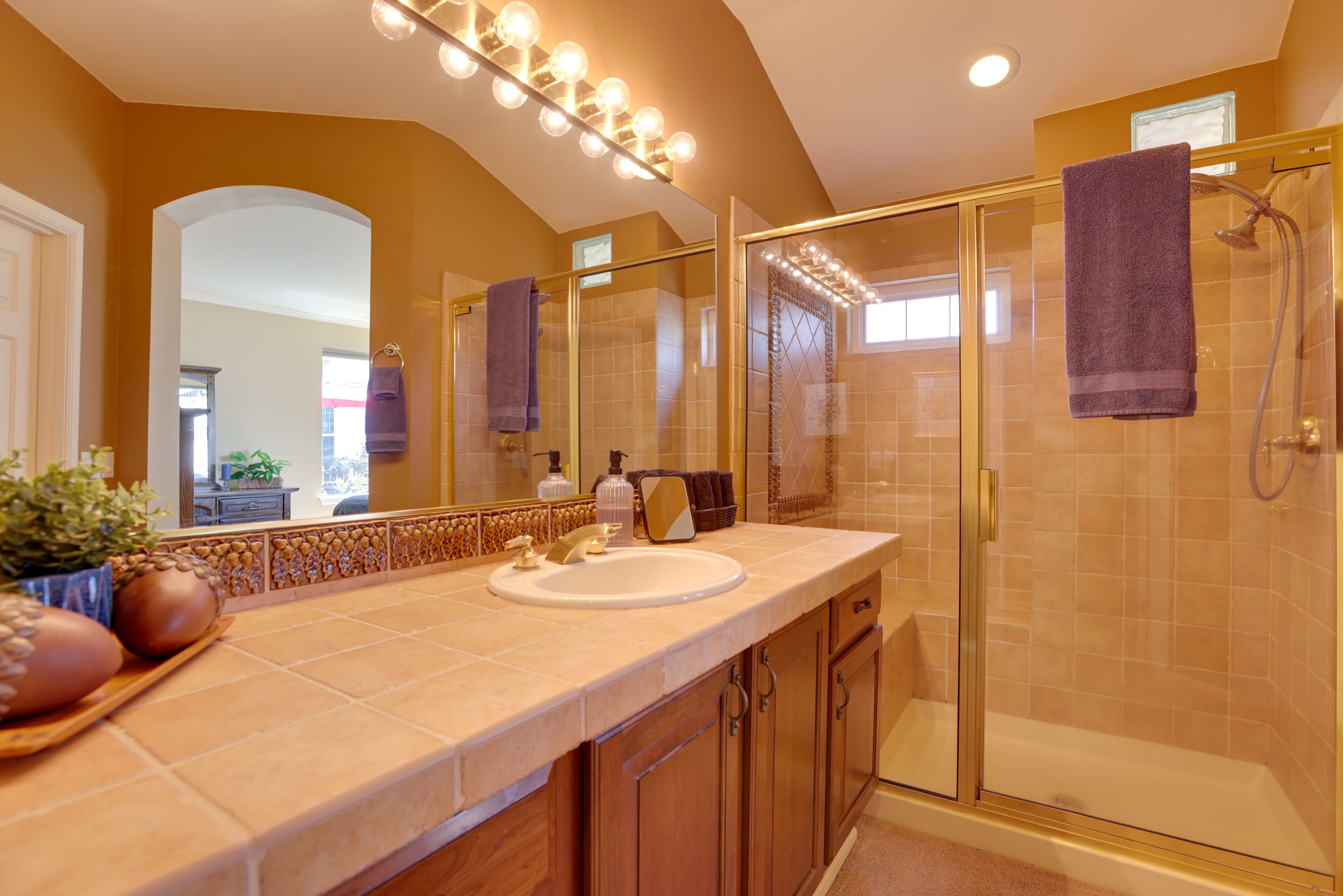 En-Suite Bath