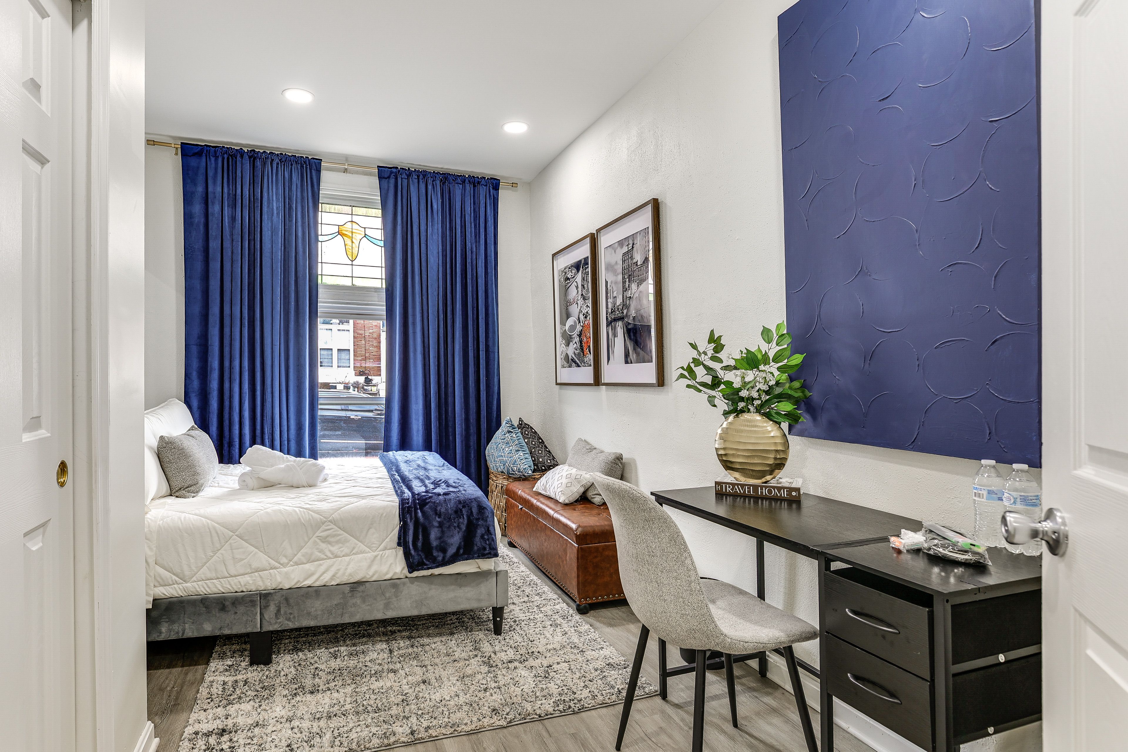 Bedroom 1 | Full Bed | 2nd Floor