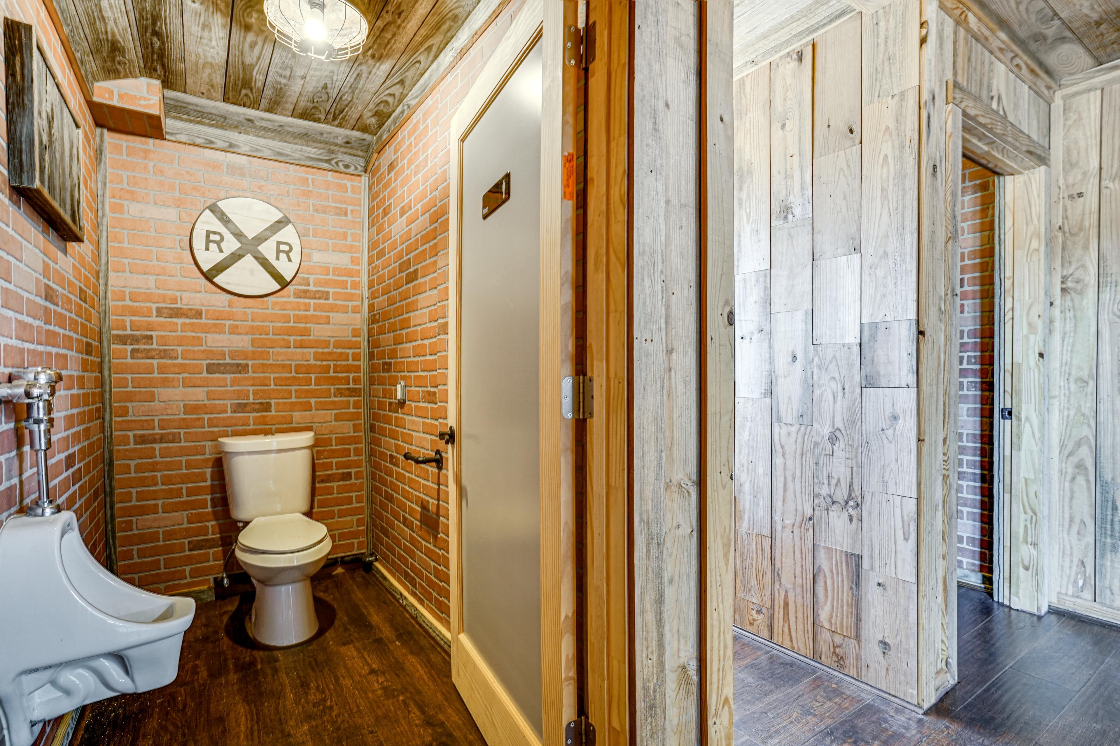 Barn Hall | Half Bathroom (Addt'l Fee for Use)