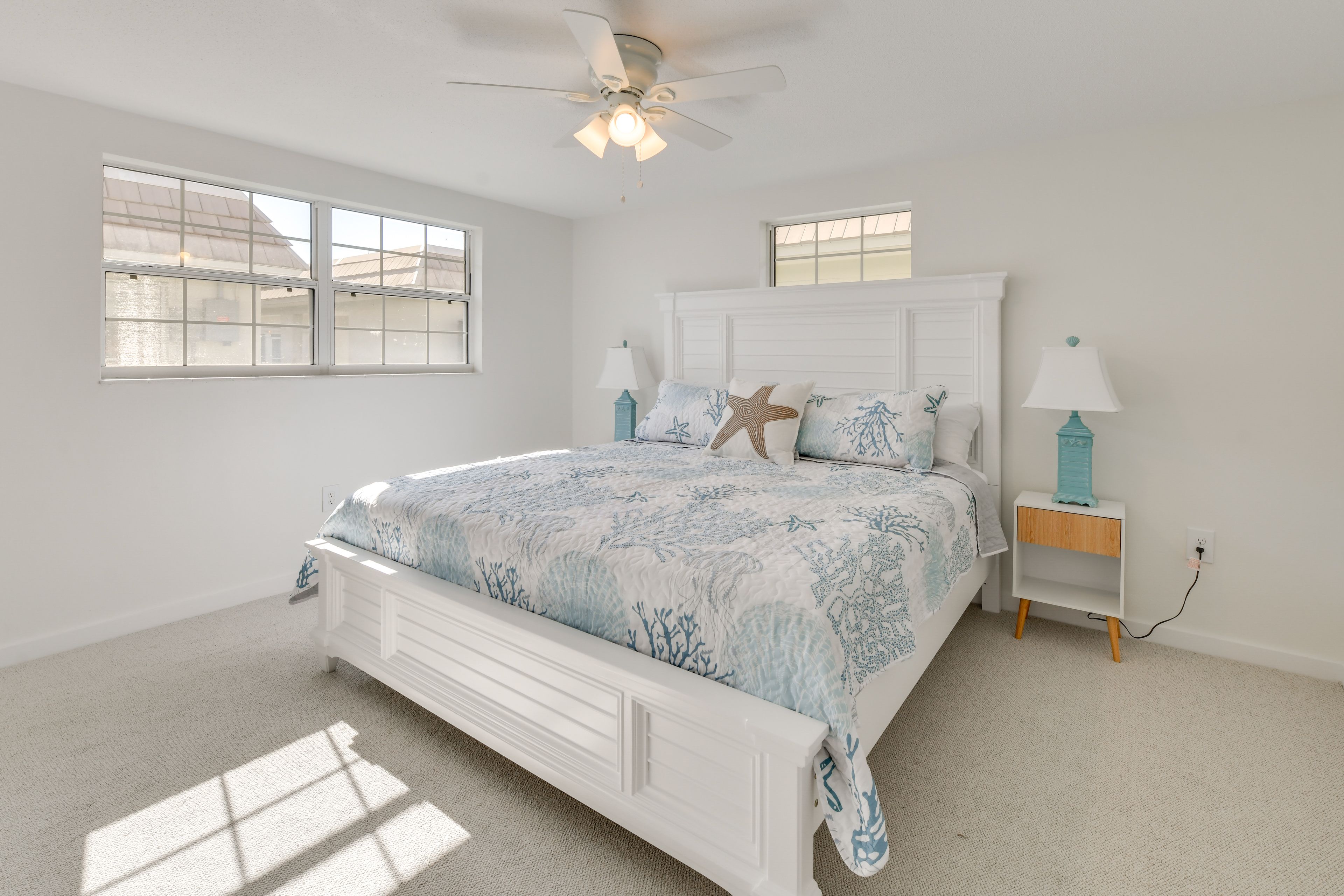 Bedroom 1 | King Bed | Linens