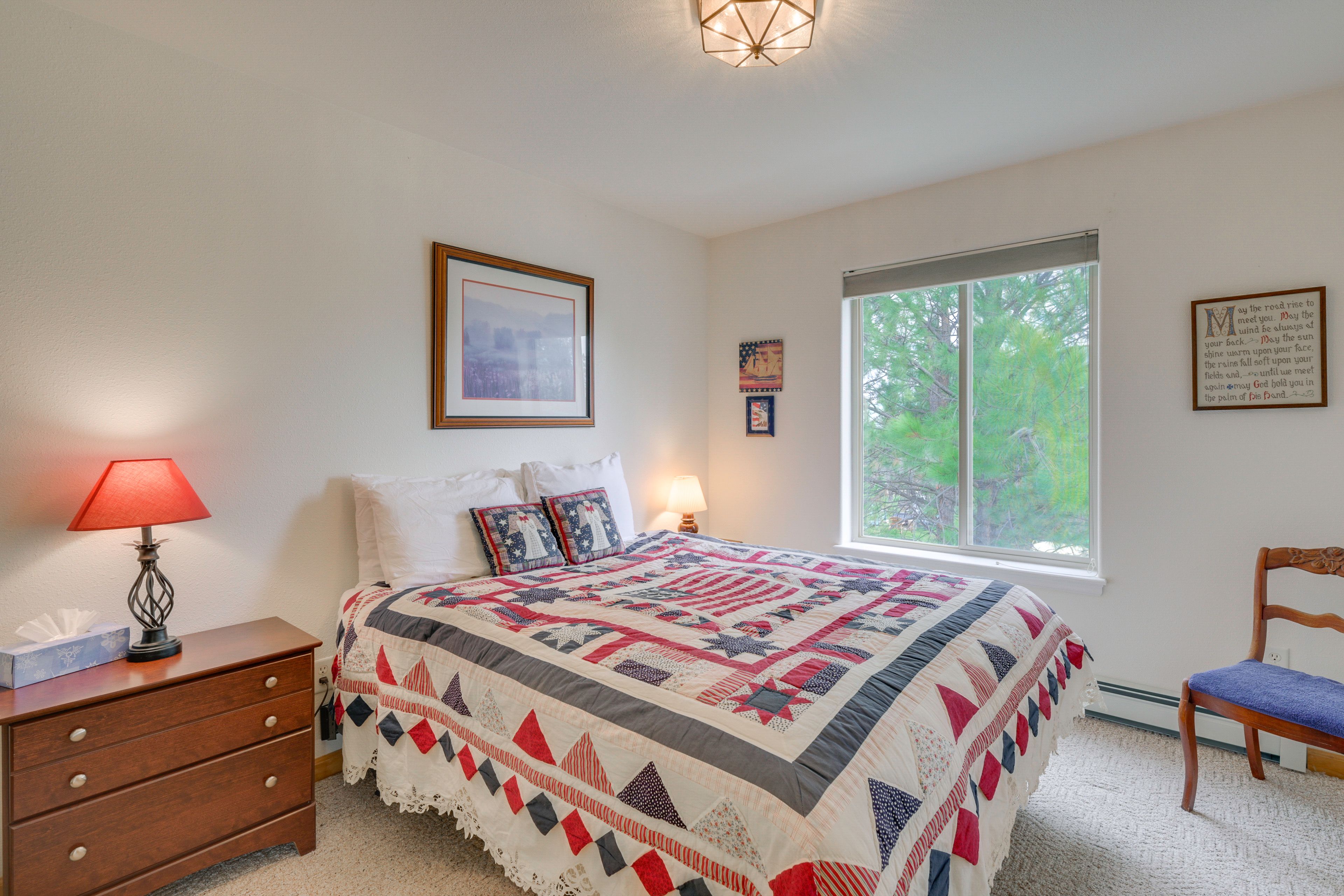 Bedroom 1 | King Bed | 2nd Floor