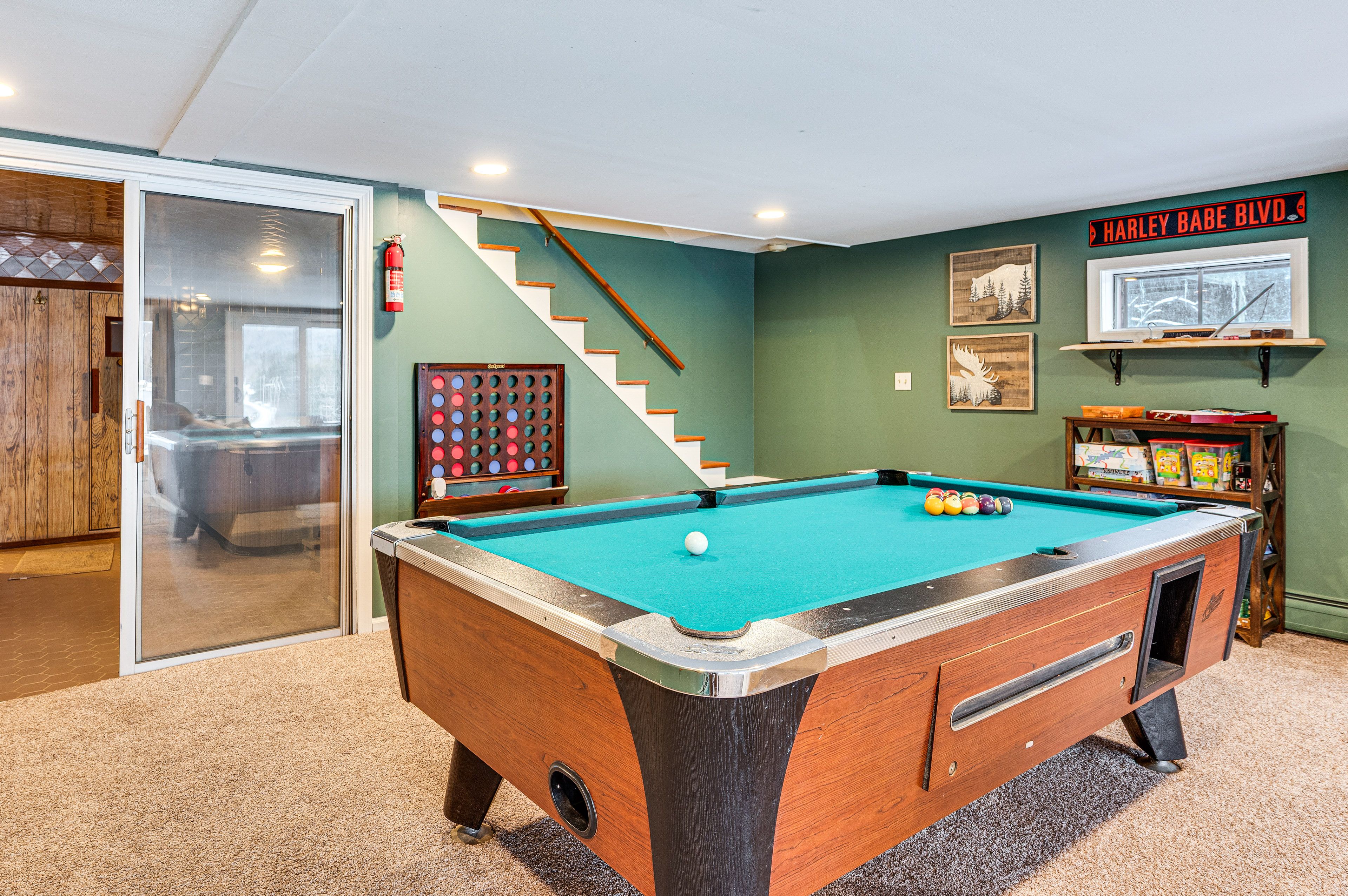 Game Room | Pool Table | Dartboard | Board Games