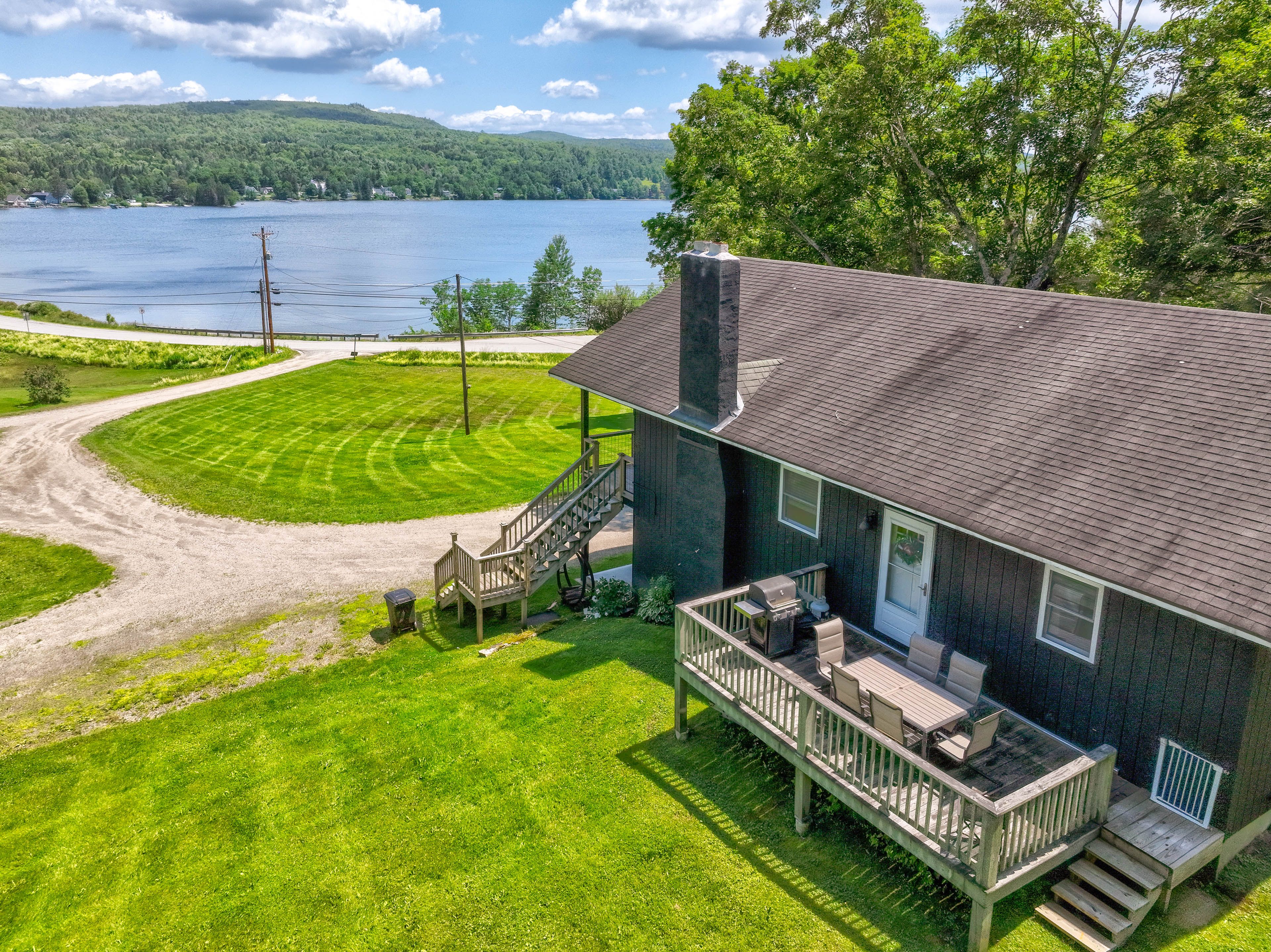 Parking | Driveway (4 Vehicles) | Boat/Snowmobile Trailer Parking (2 Max)