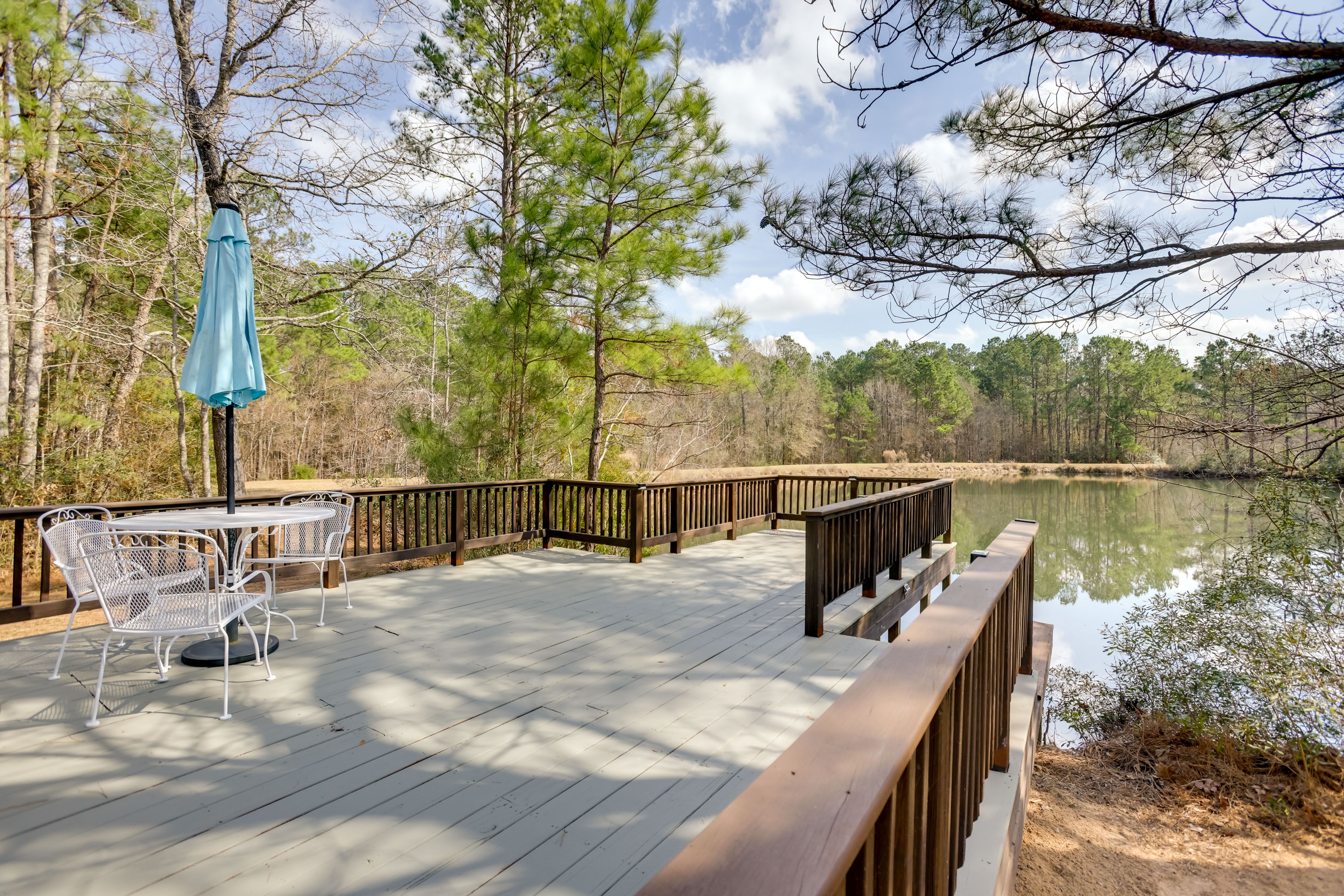 Montgomery Vacation Rental | 2BR | 2BA | 1,430 Sq Ft