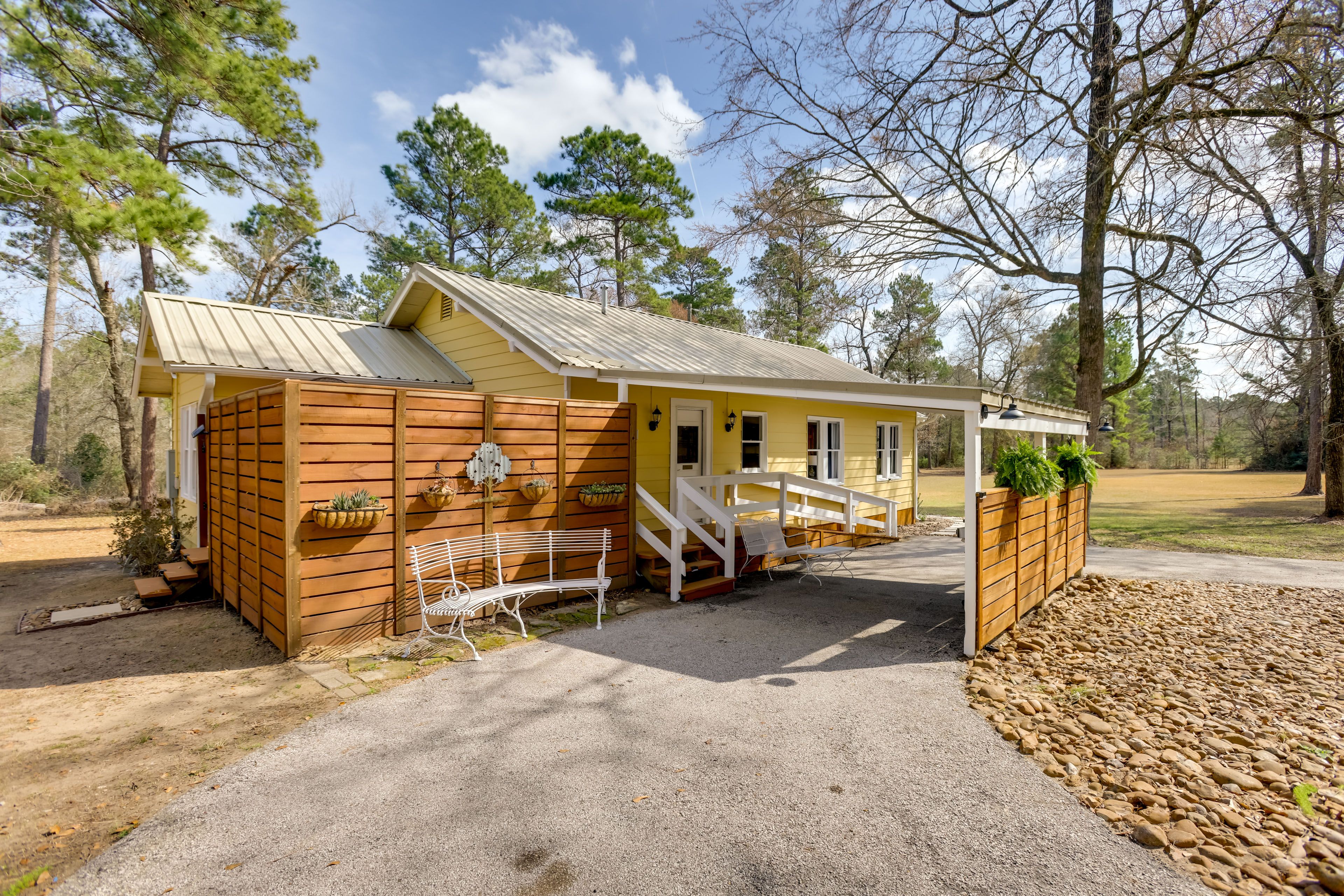 House Exterior | Furnished Deck | Gas Grill