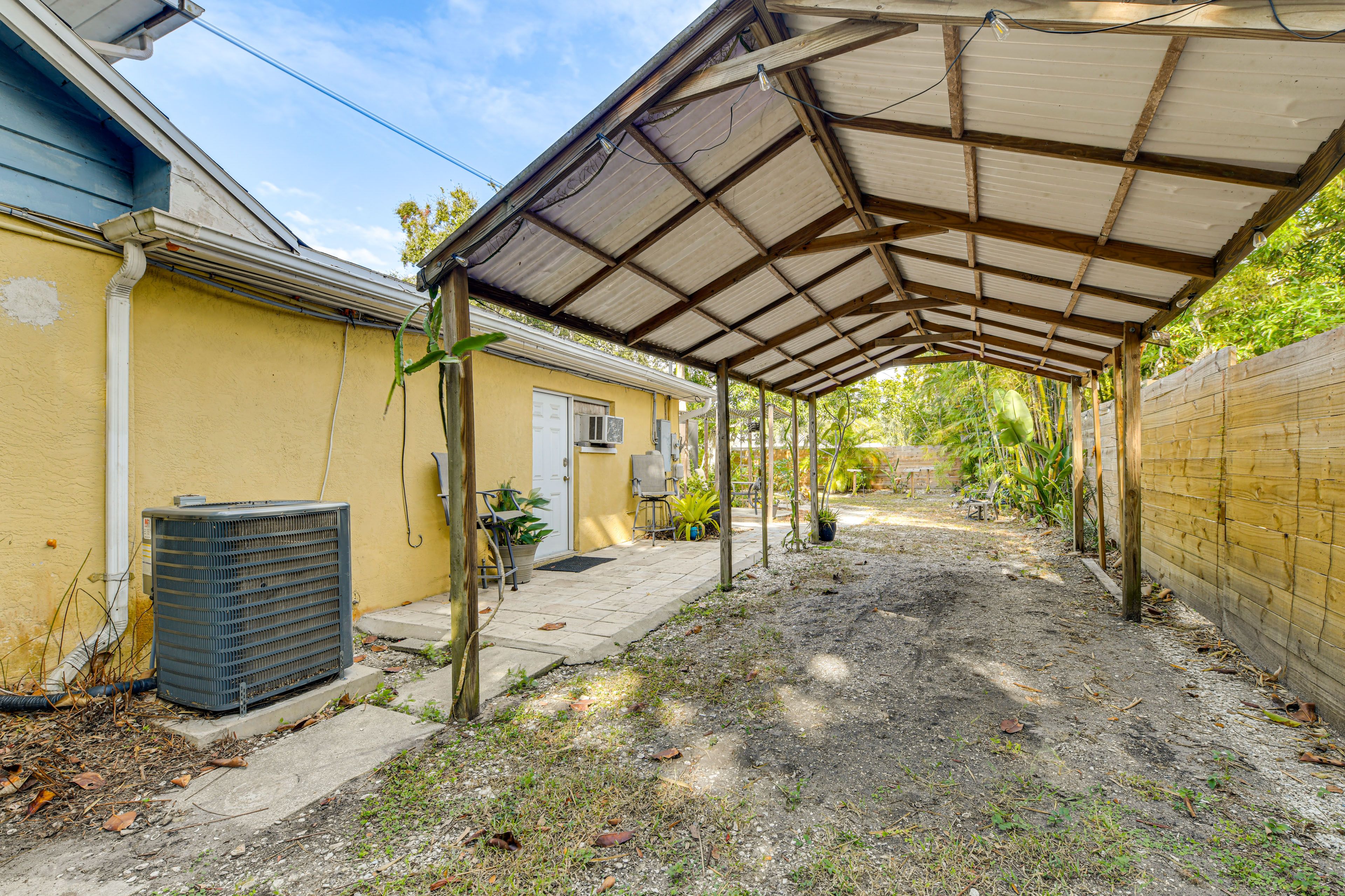 Parking | Carport (2 Vehicles) | 1 Trailer Allowed On-Site