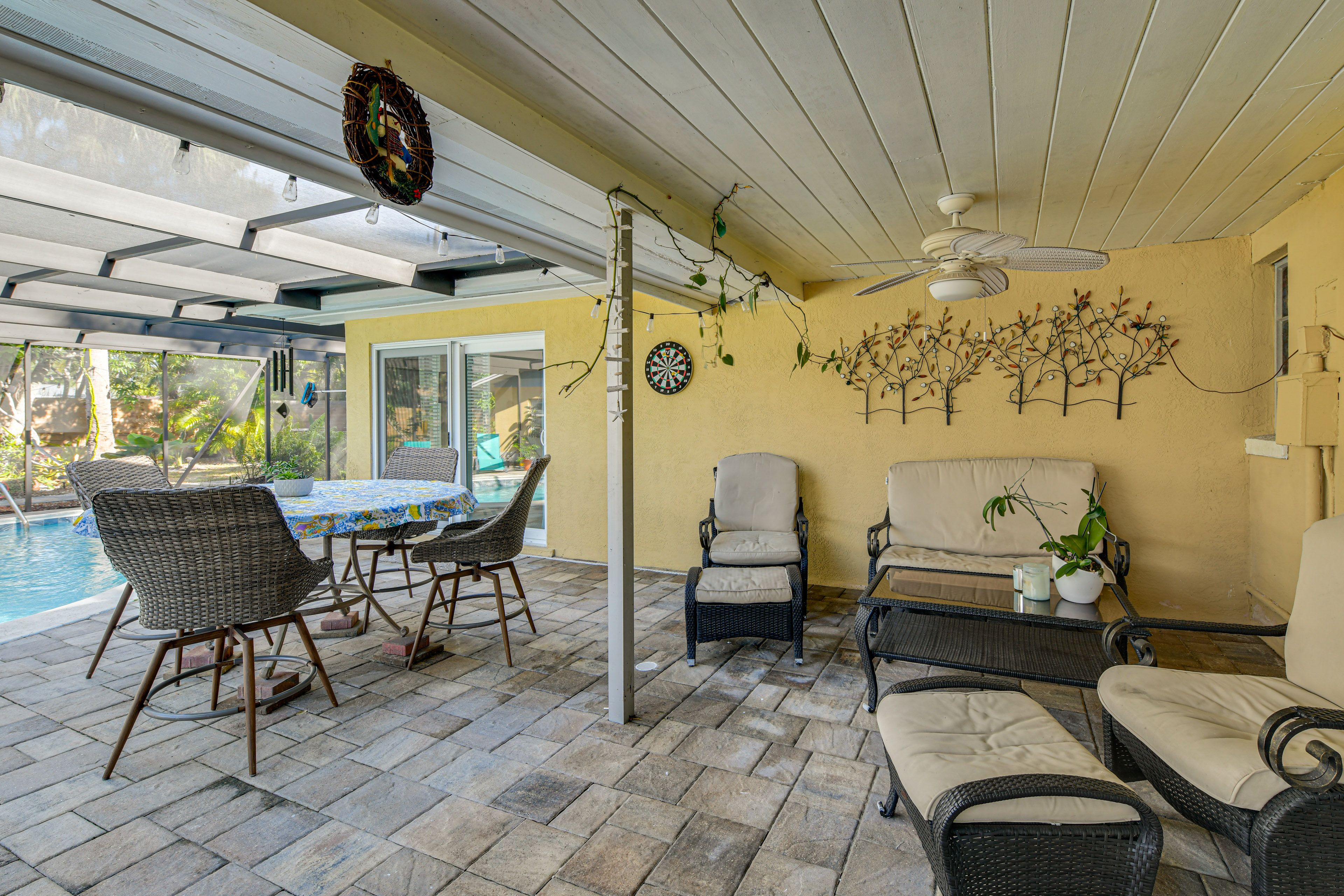 Shared Lanai | Gas Grill | Dining Area | Pool