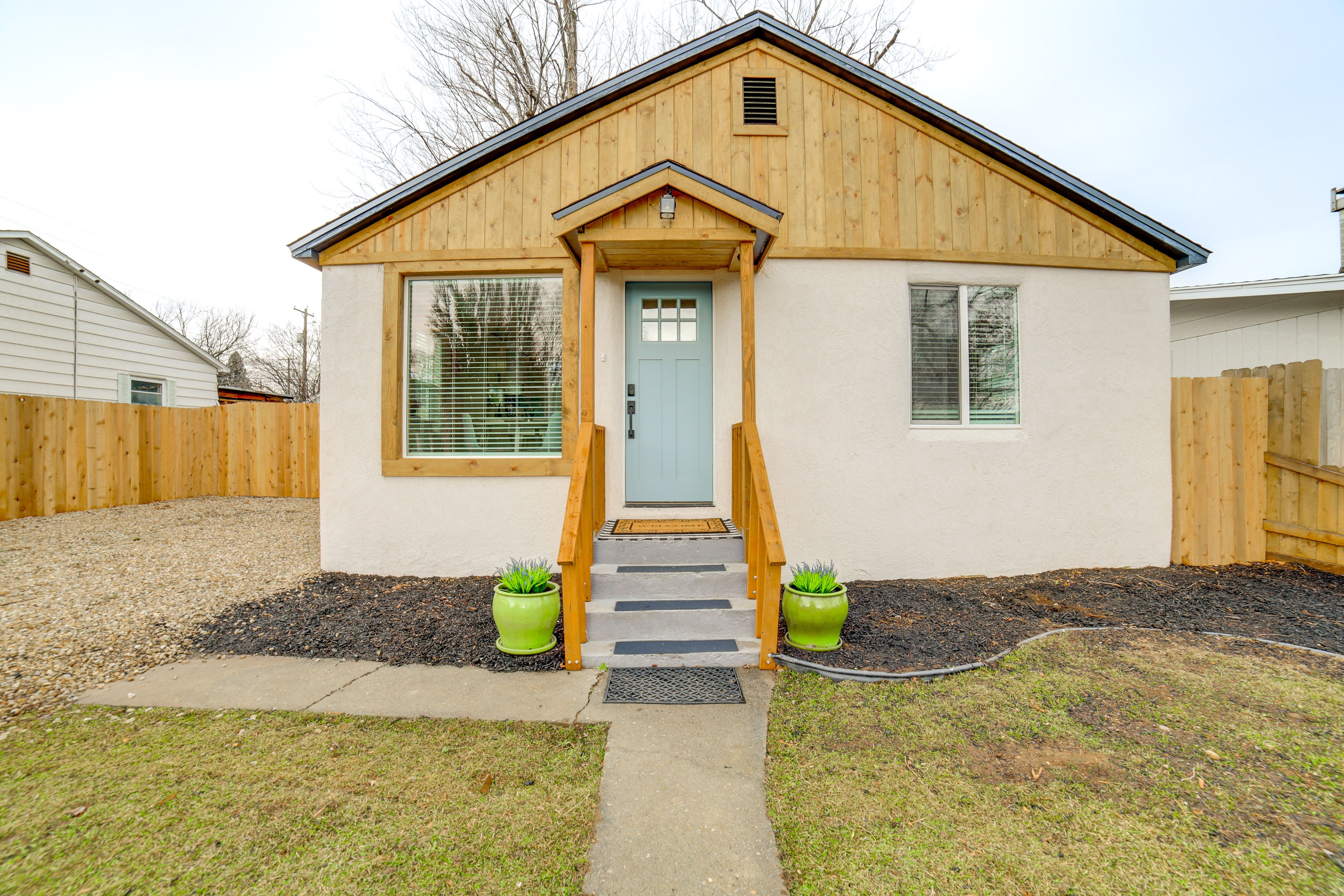 Parking | Driveway (2 Vehicles) | Street Parking (2 Vehicles)