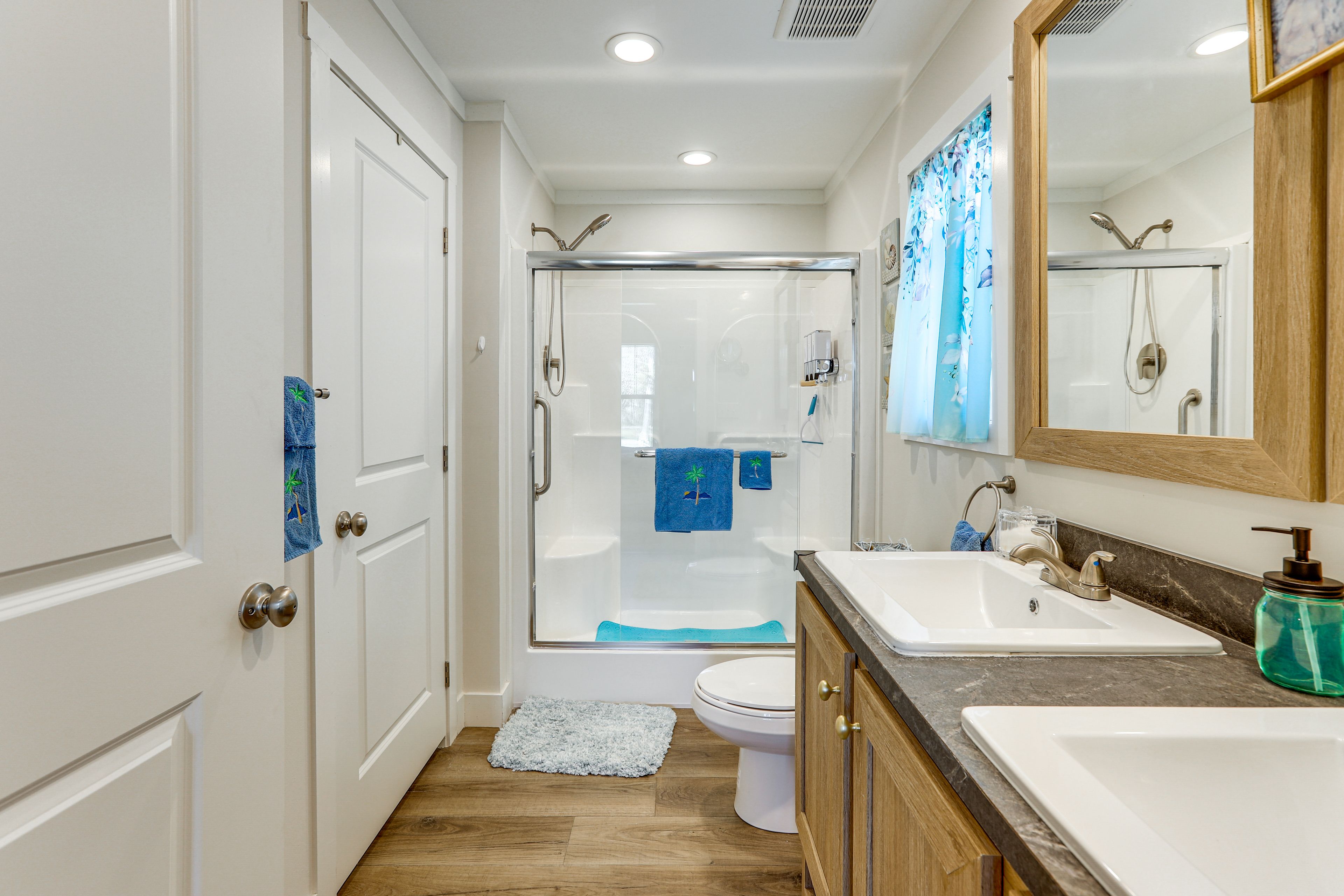 Full Bath