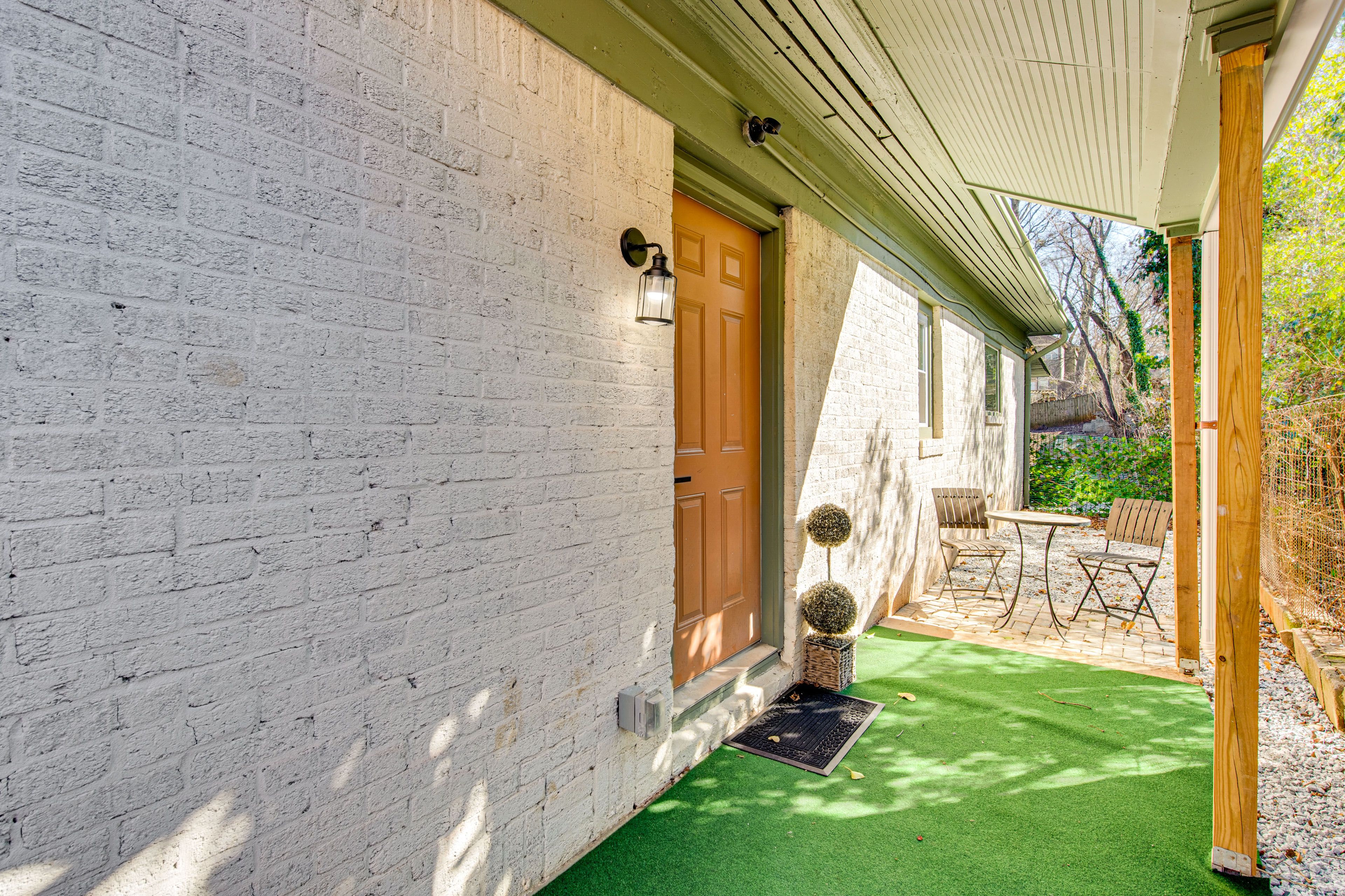 Private Patio | 4 Mi to Mercedes-Benz Stadium