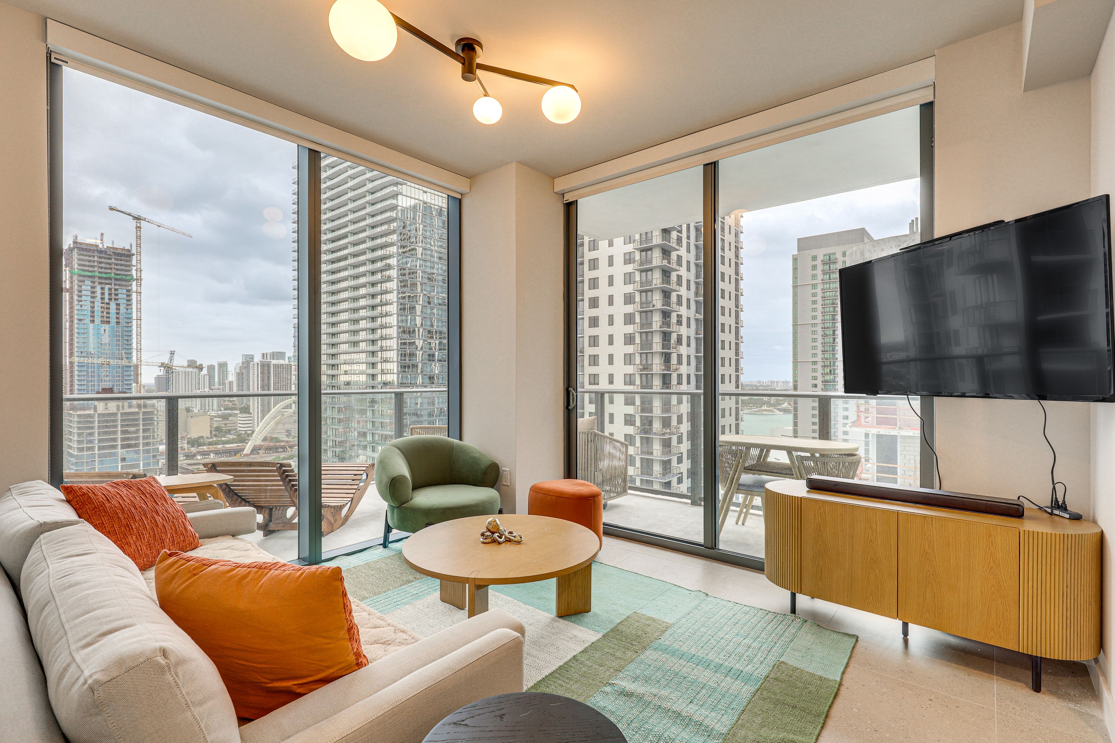 Miami Vacation Rental | 2BR | 2BA | 1,000 Sq Ft