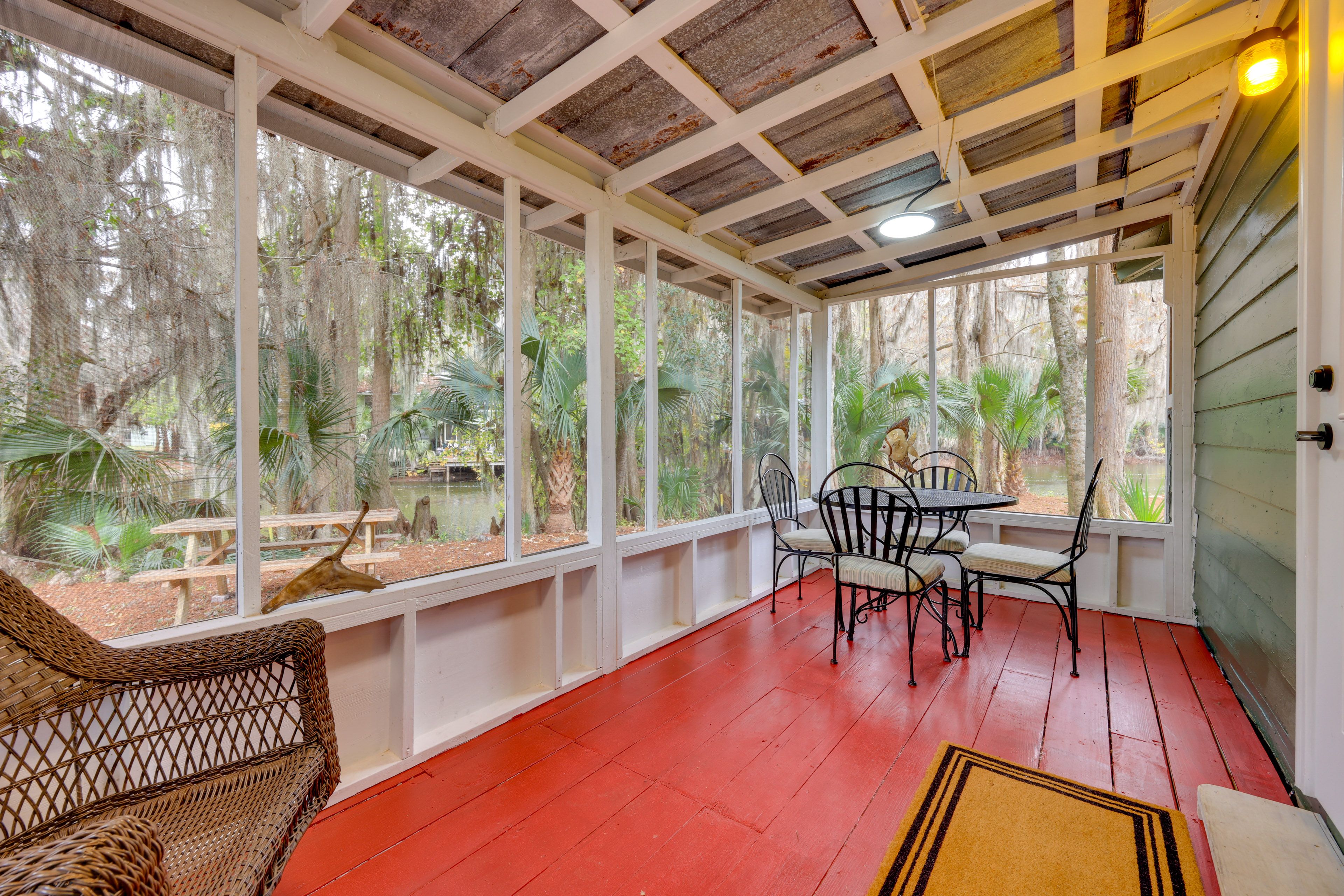 Hawthorne Vacation Rental | 1BR | 1BA | 600 Sq Ft | 2 Steps to Access