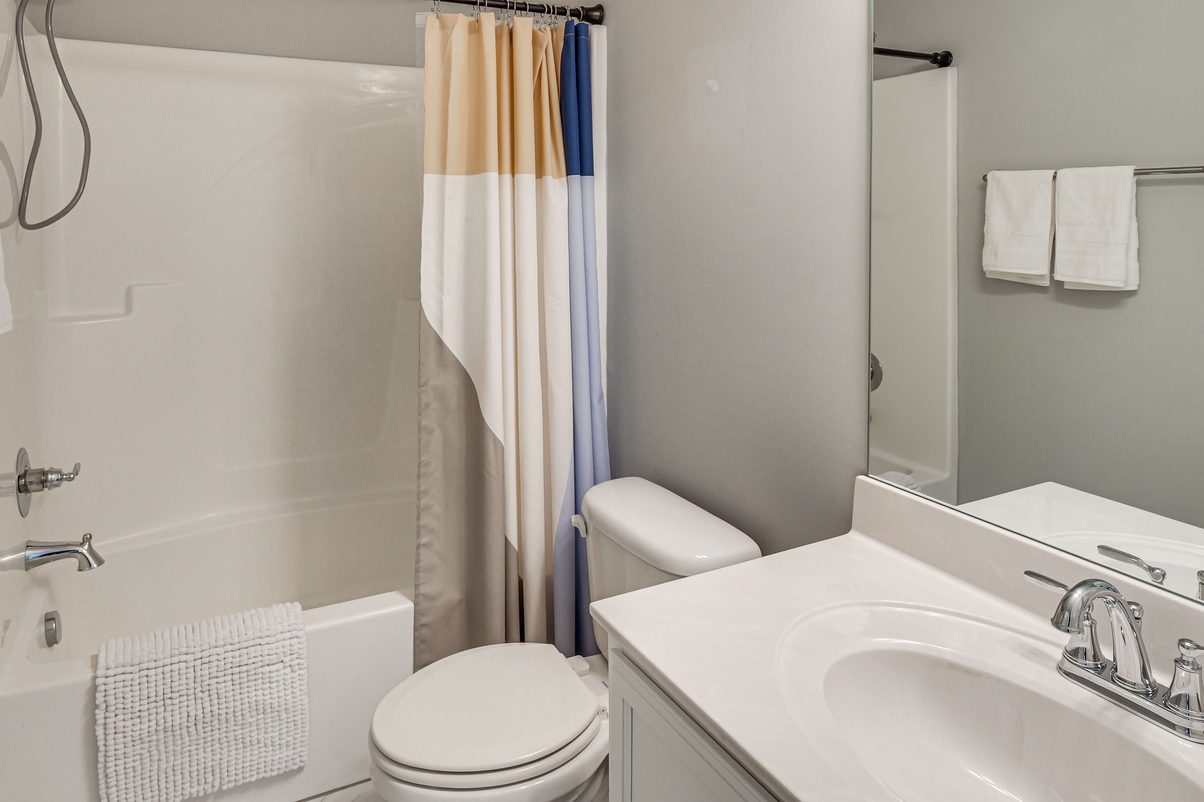 Bathroom | Towels Provided | 1st Floor