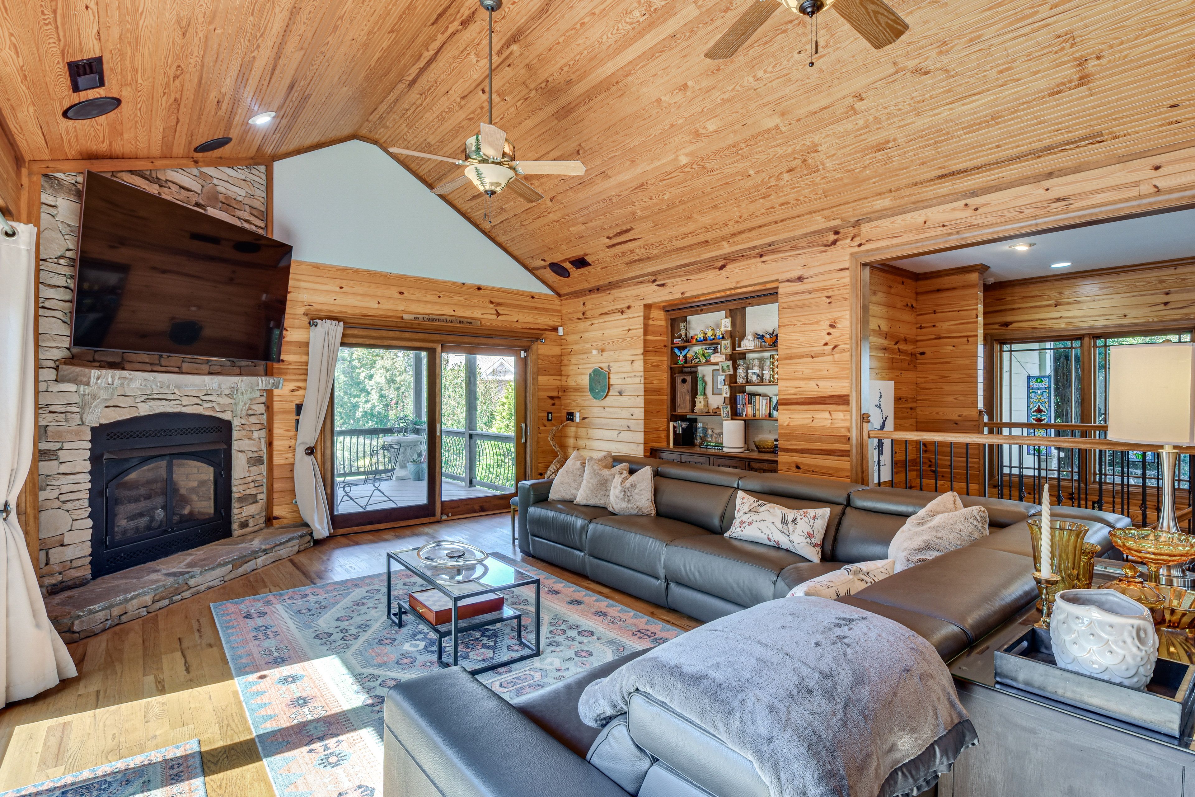 Living Room | Main Level