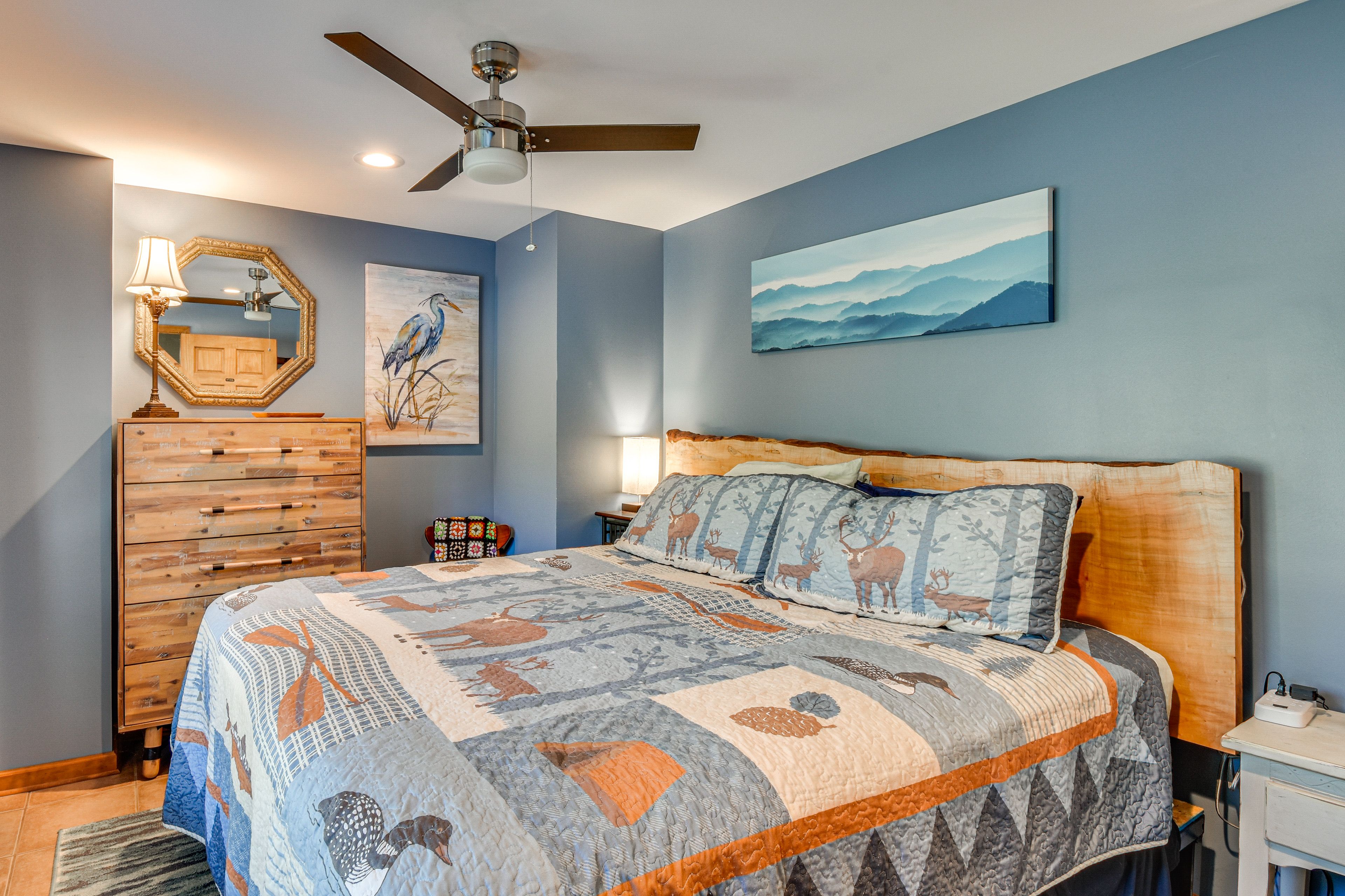 Bedroom 4 | King Bed | Main Level
