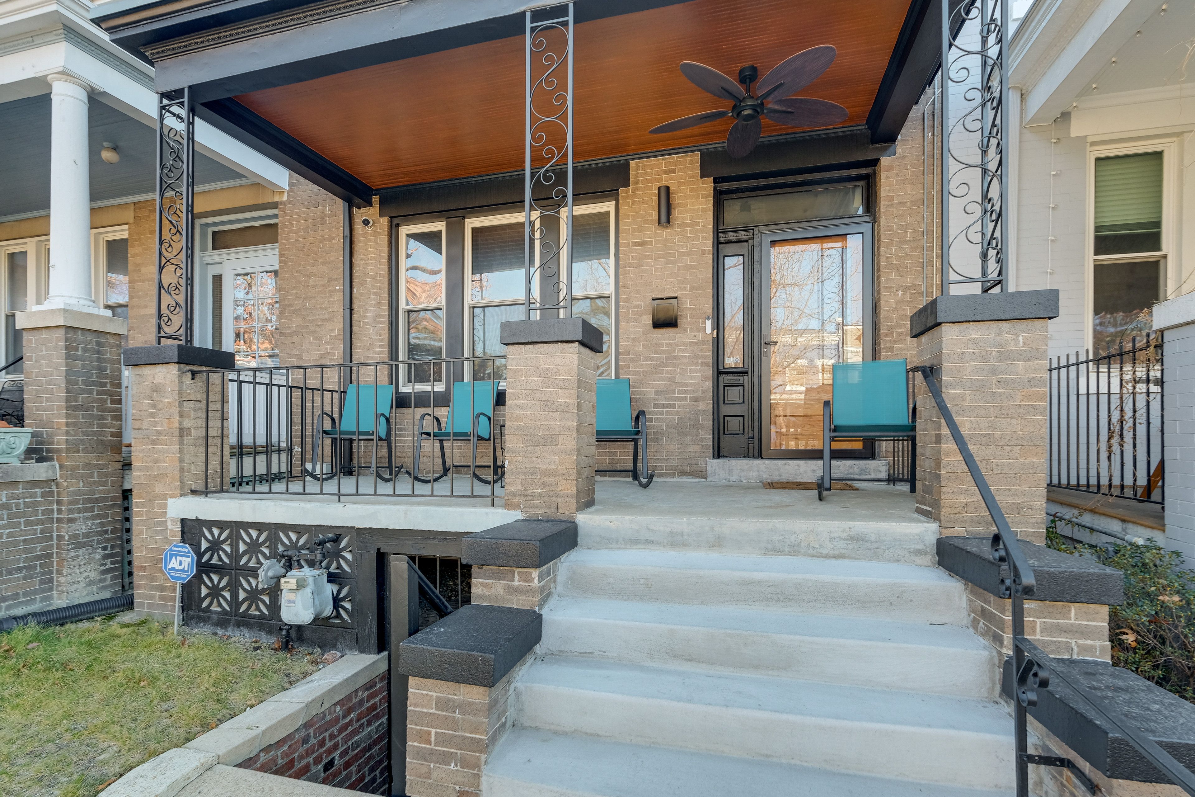 Parking | Free Street (First-Come, First-Served)