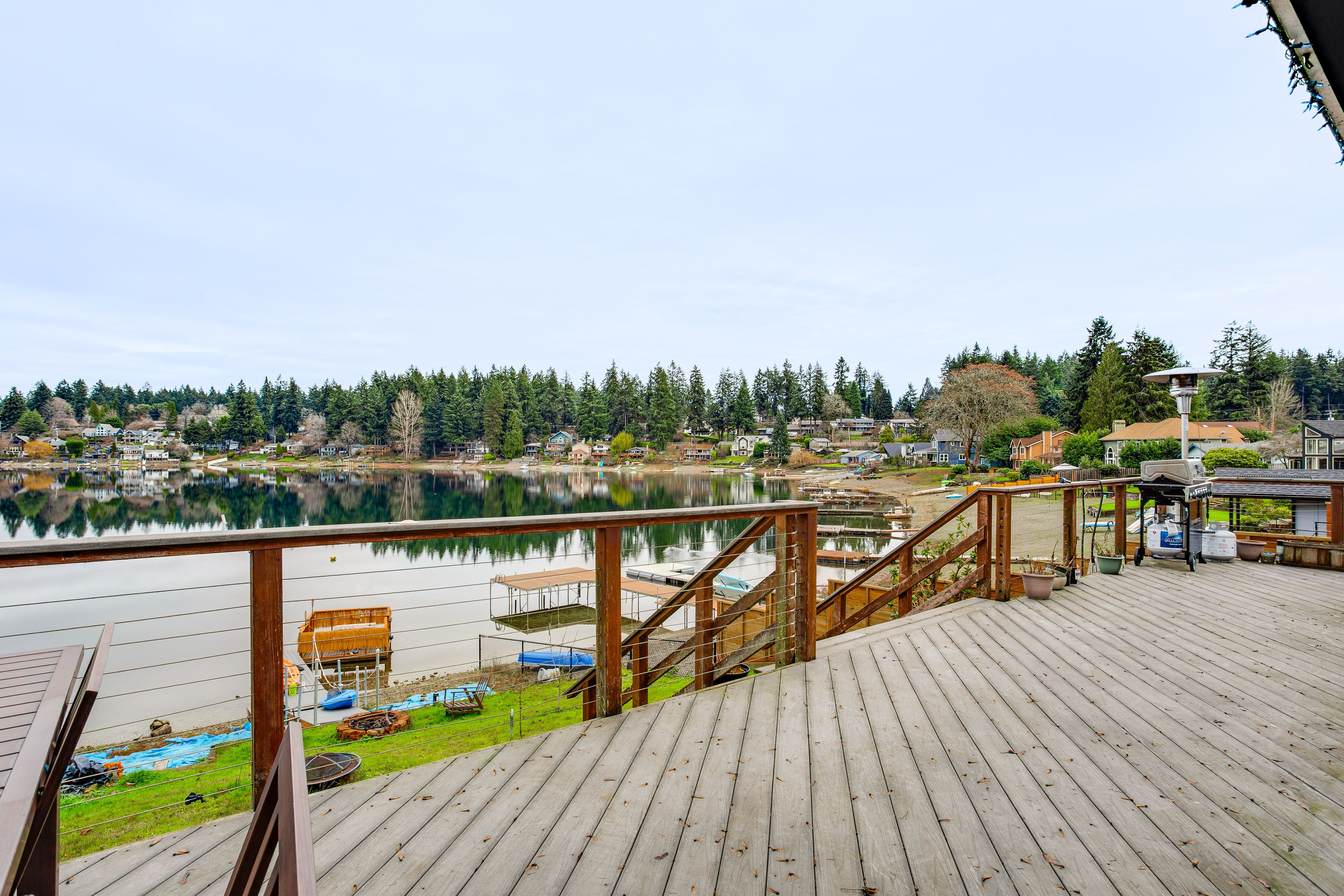 Shared Deck | Gas Grill