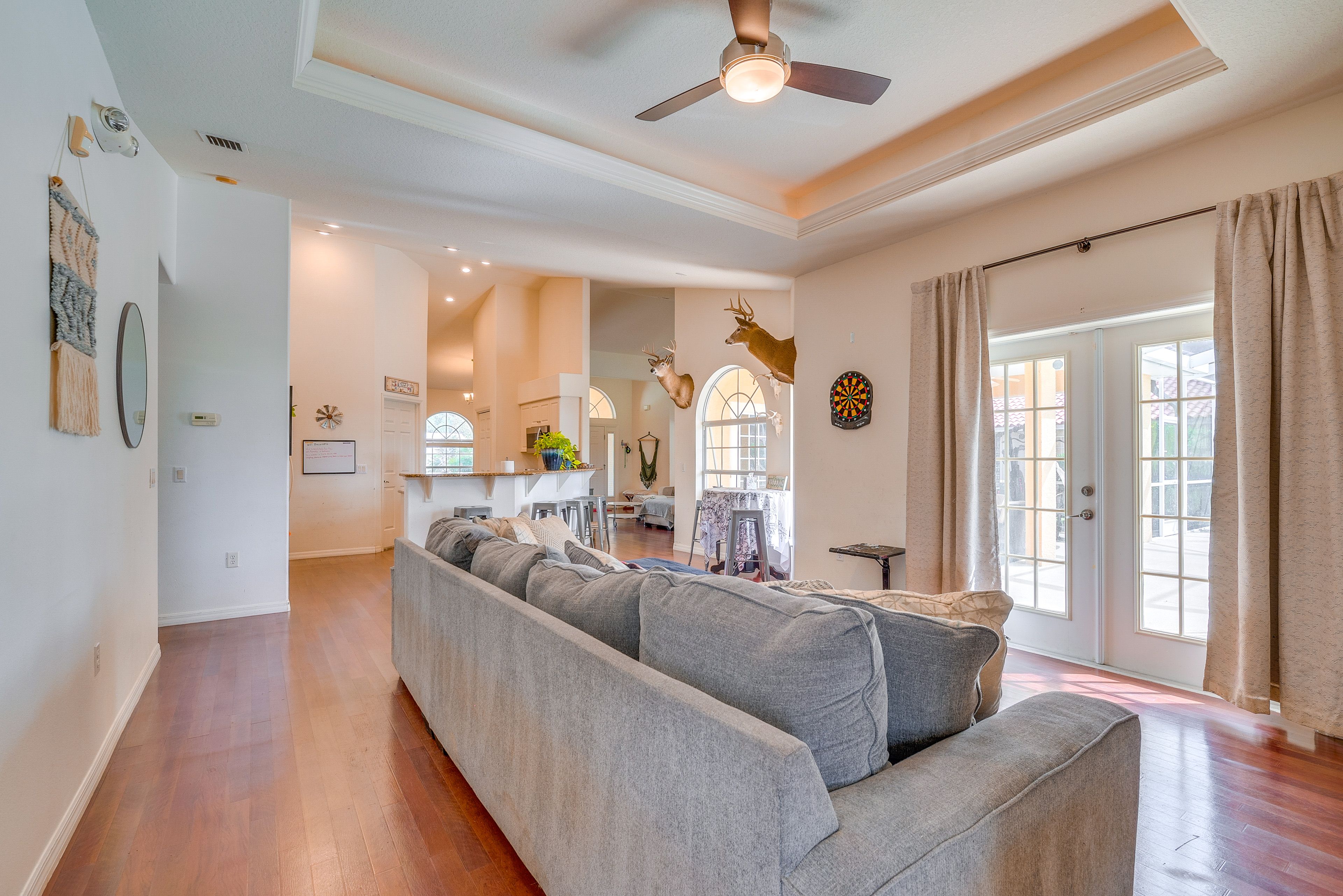 Family Room | Smart TV | Board Games