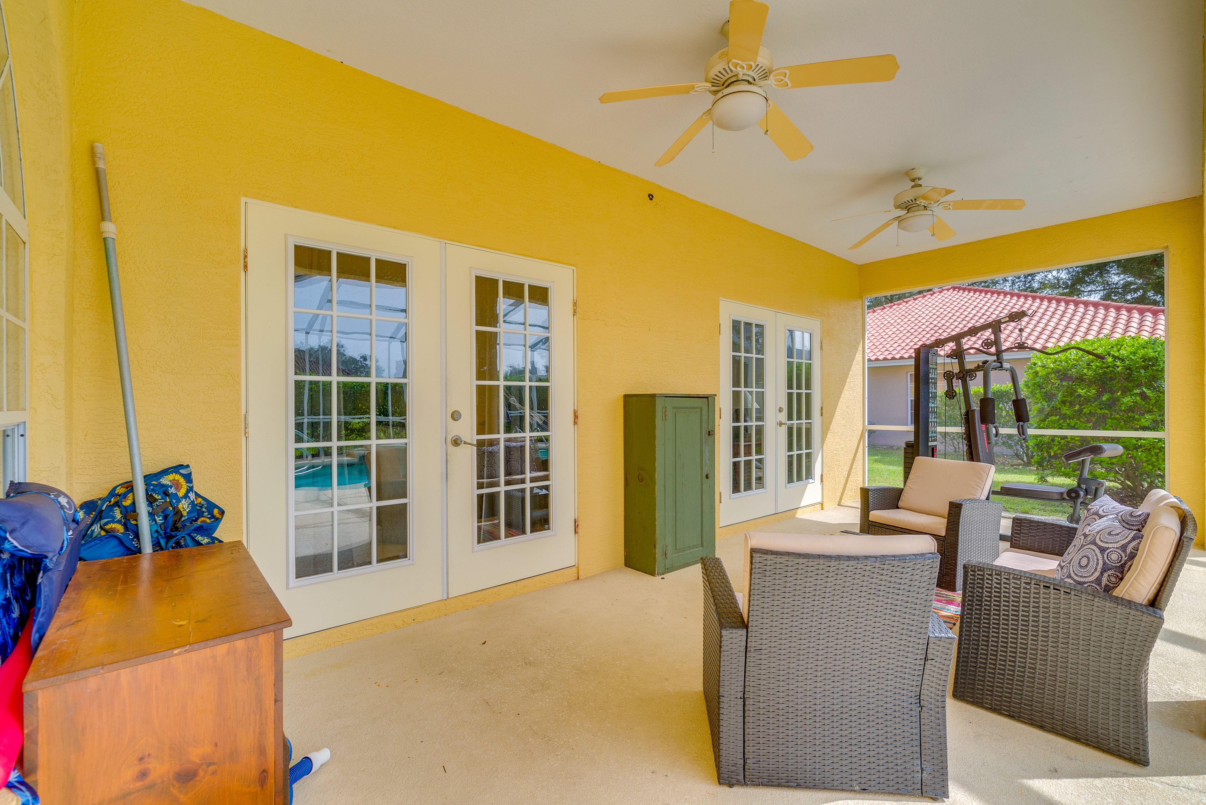 Private Patio | Outdoor Seating | Charcoal Grill