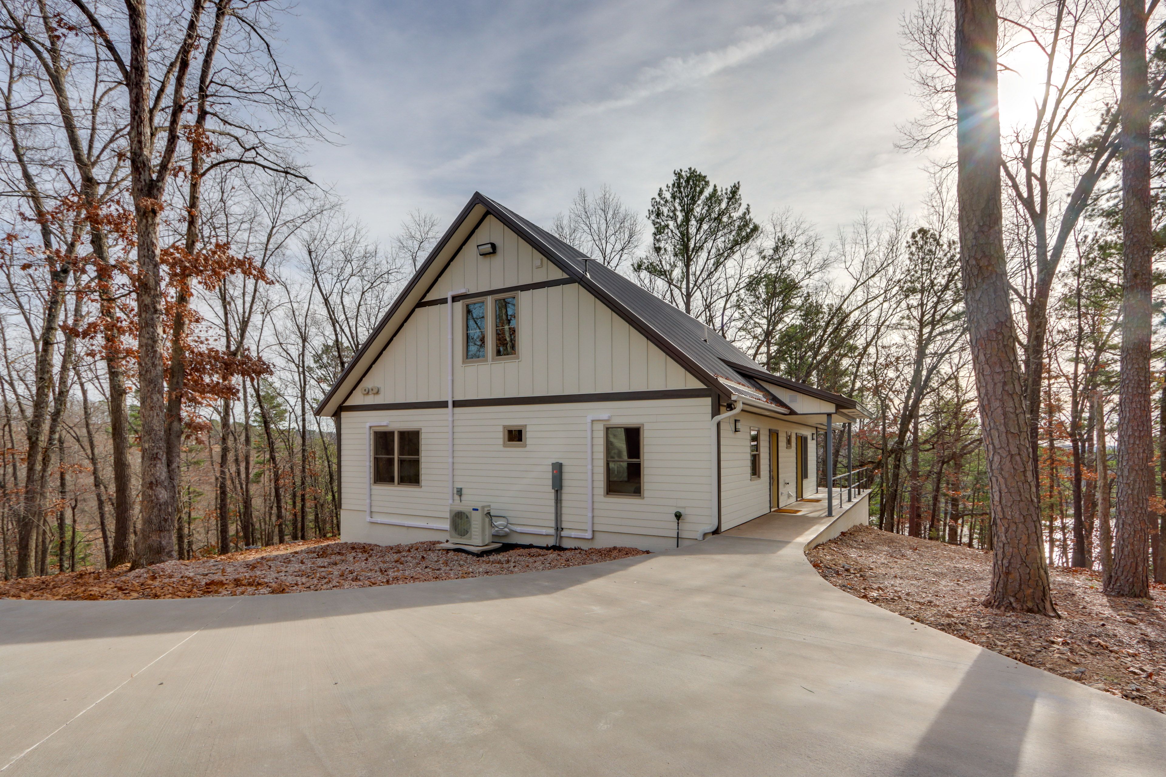 Parking | Driveway (4 Vehicles) | Trailer/Boat Parking Allowed On-Site