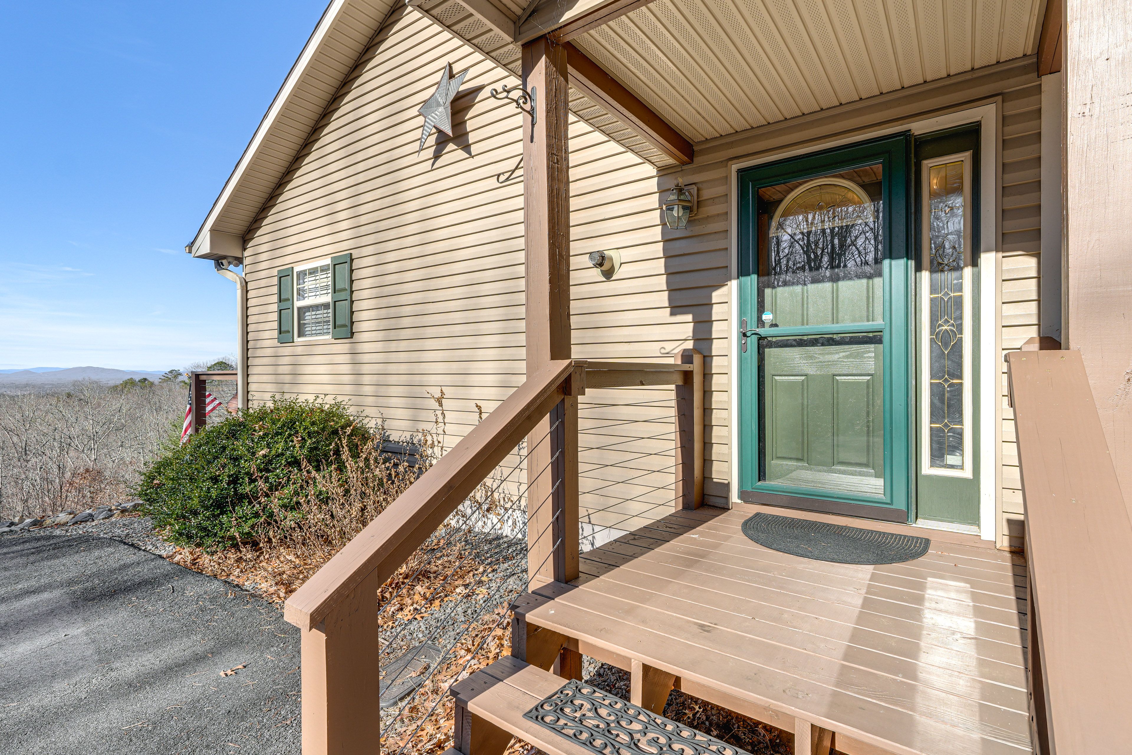 House Exterior | Keyless Entry