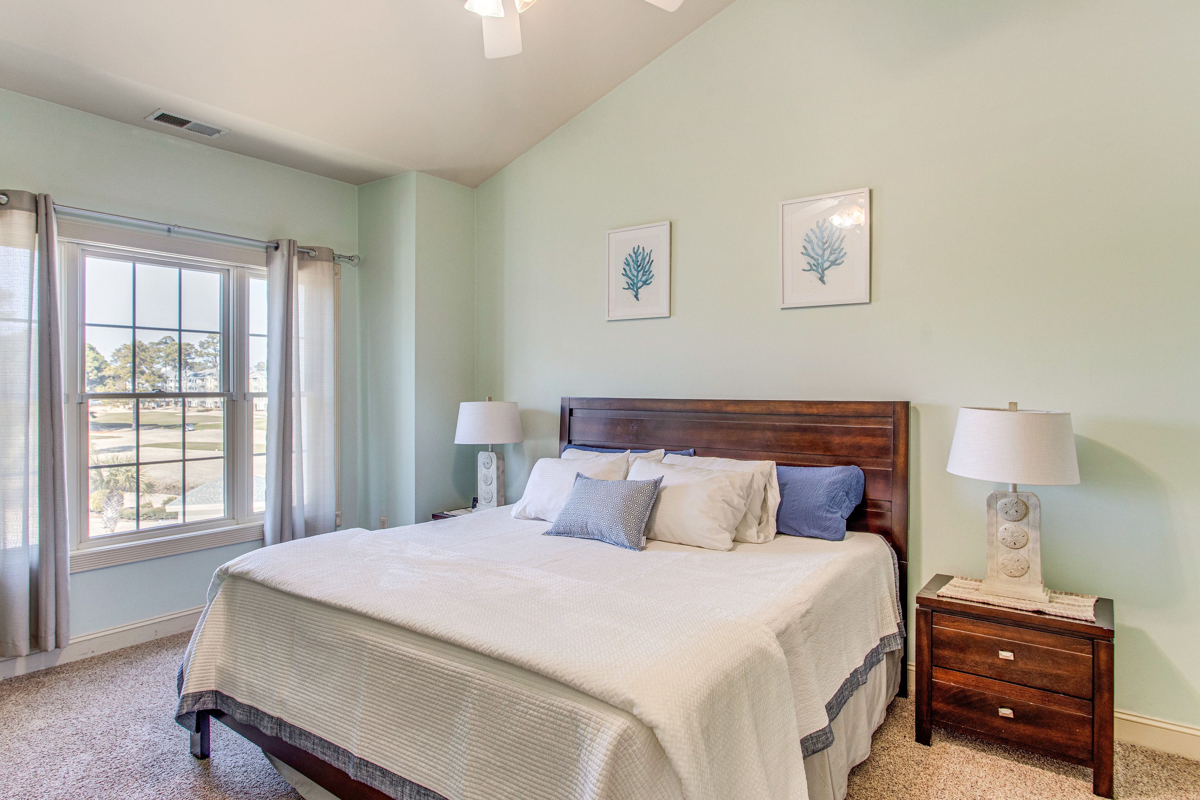 Bedroom 1 | King Bed | Linens Provided