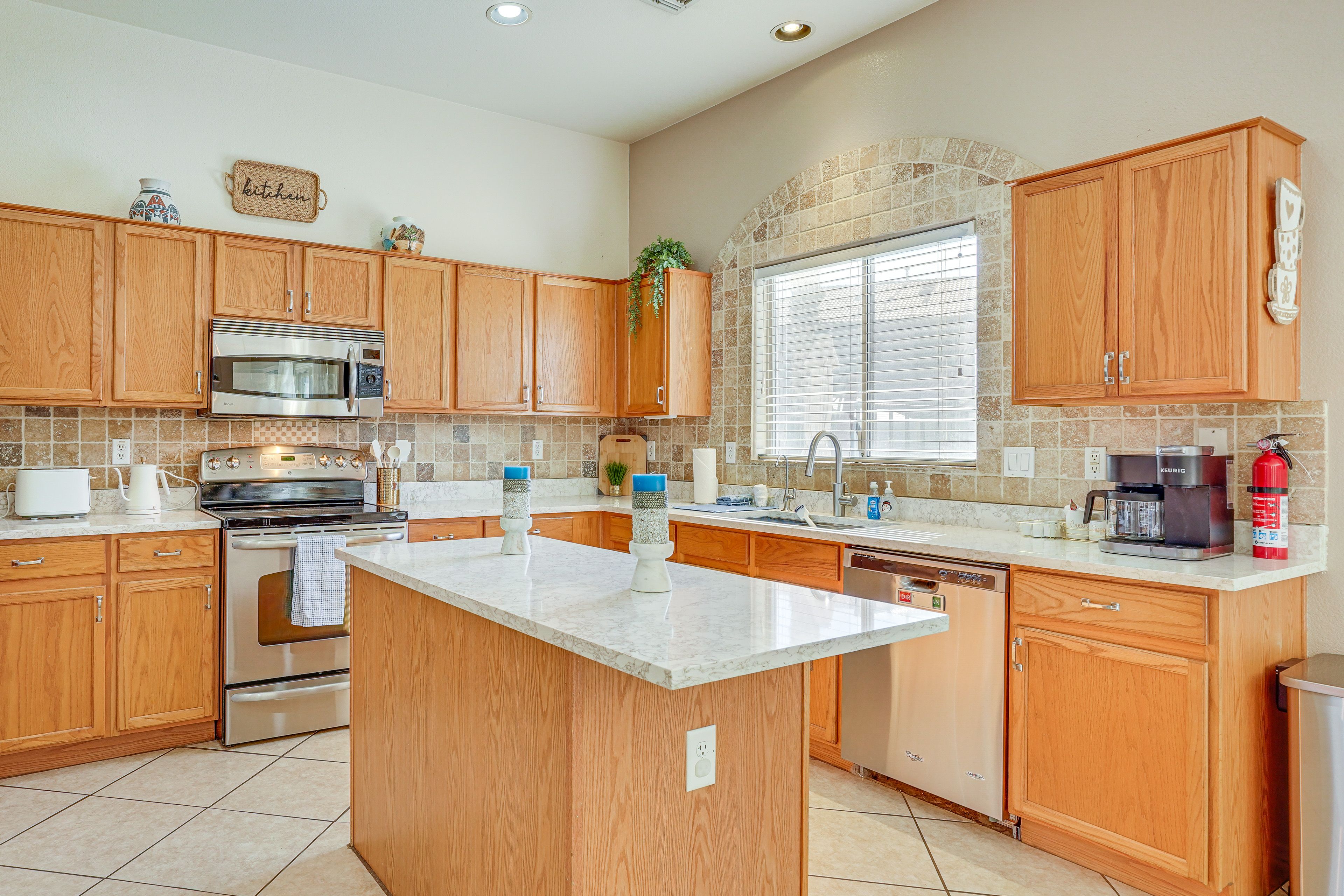 Kitchen | Cooking Basics | Keurig & Drip Combo Coffee Maker | 1st Floor