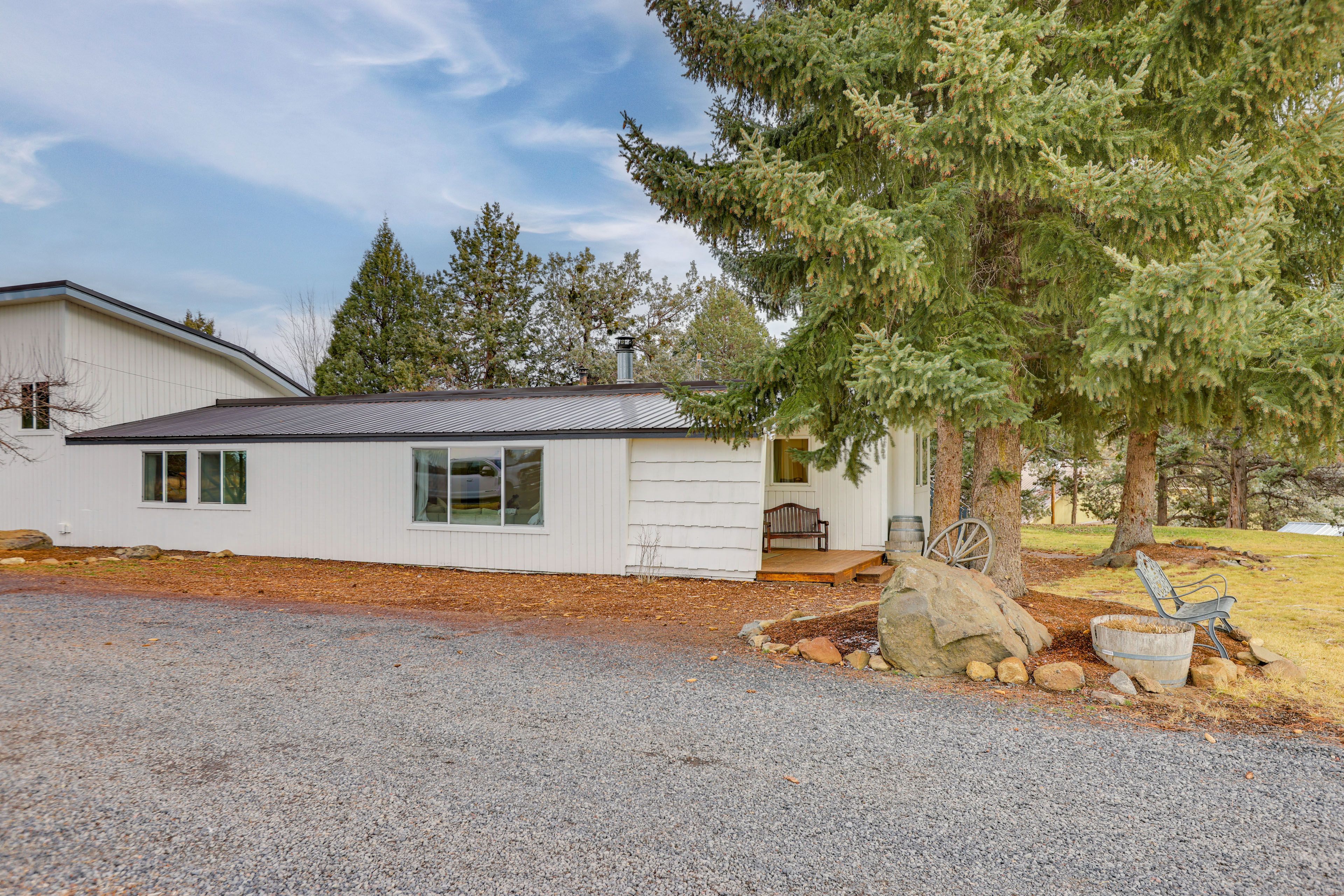 Parking | Driveway (2 Vehicles)