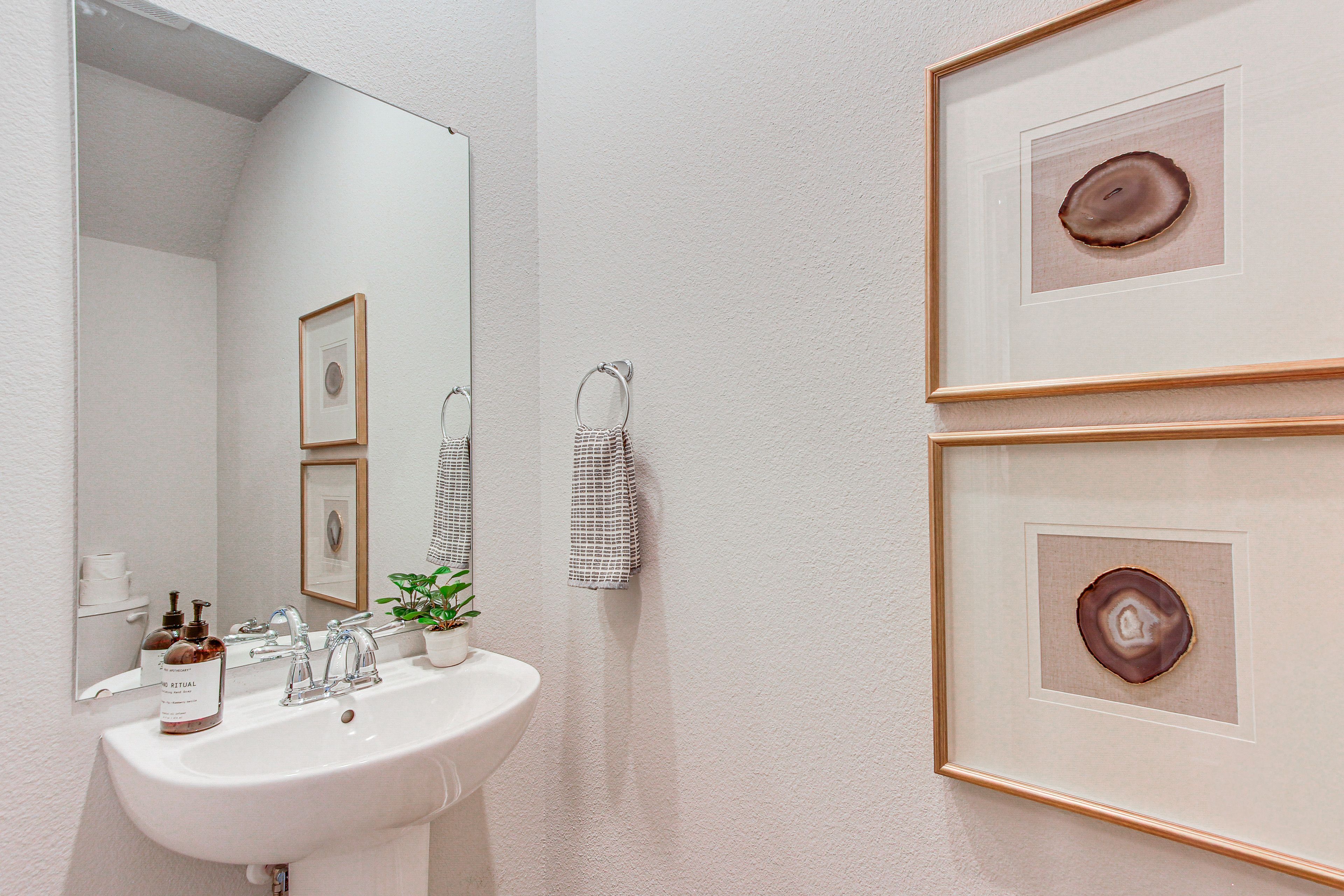 Half Bath | 1st Floor