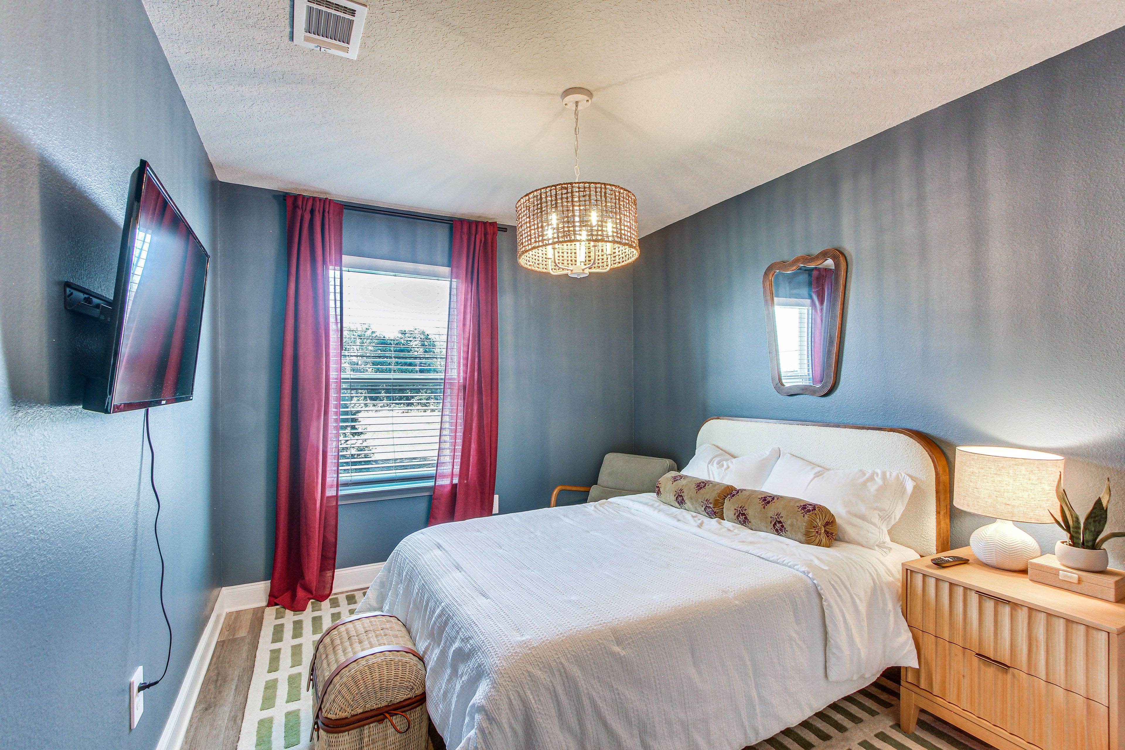 Bedroom 3 | Full Bed | 2nd Floor