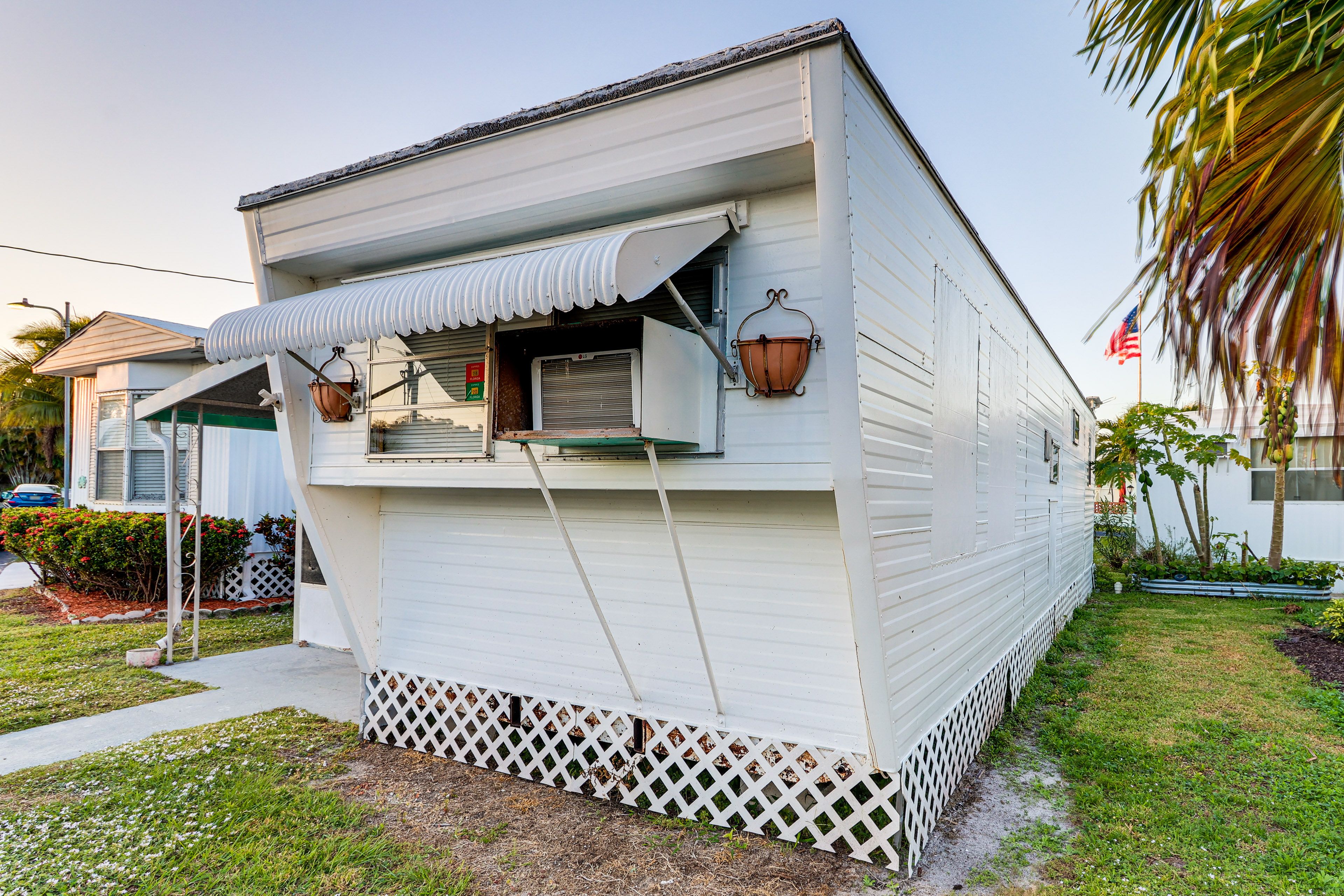 Parking | Driveway (1 Vehicle)