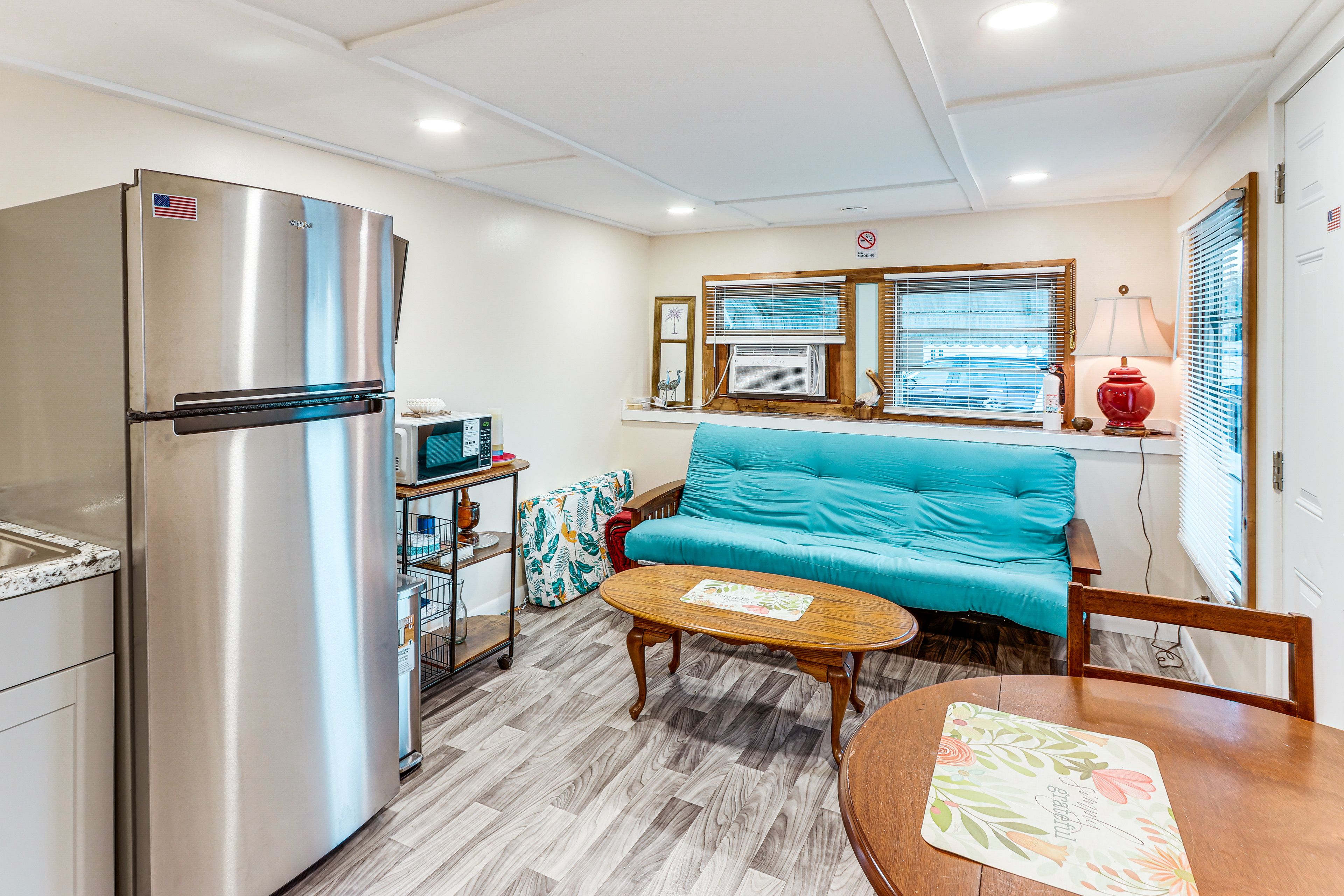 Living Area | Queen Futon | Single-Story Home