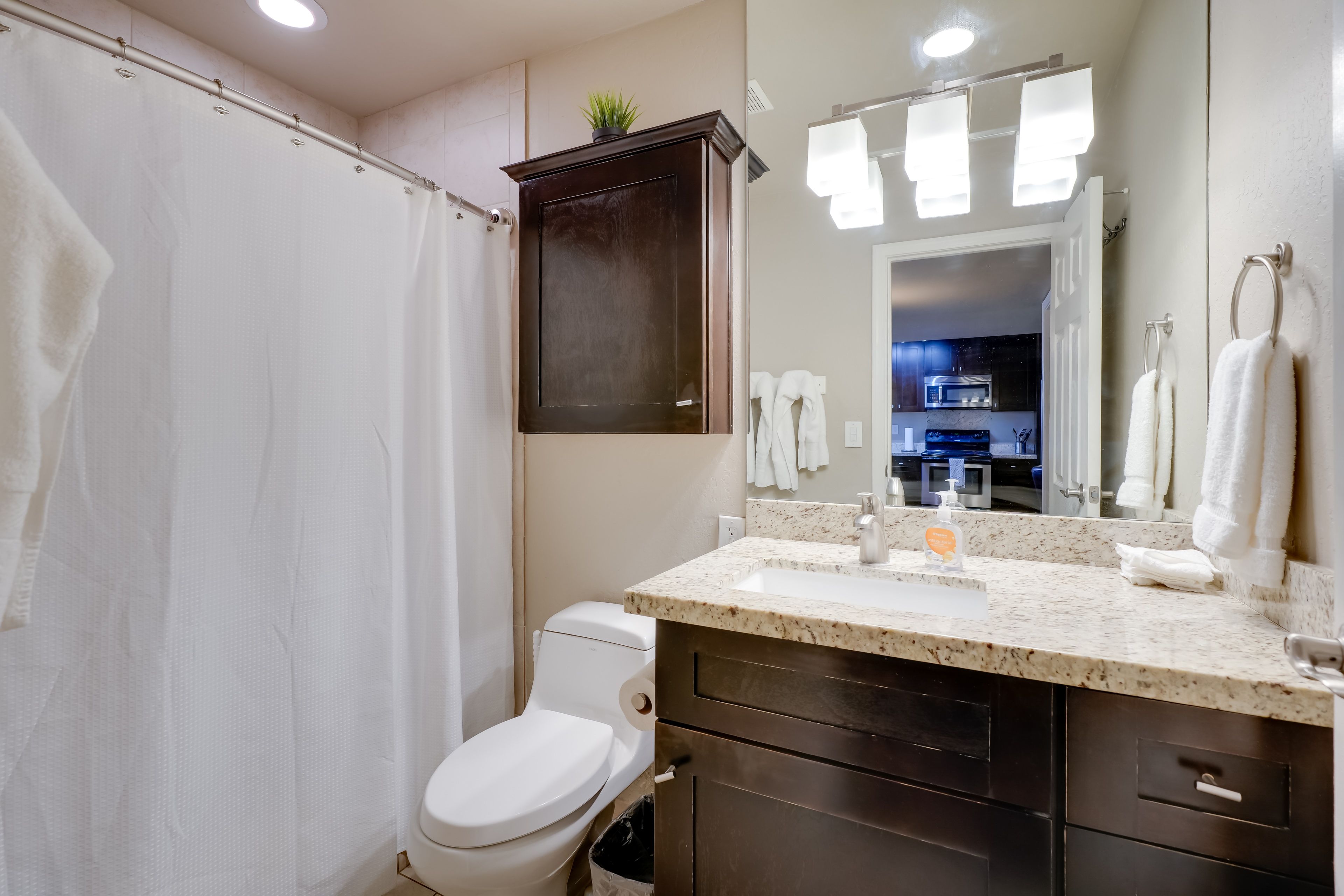 Bathroom | Towels Provided