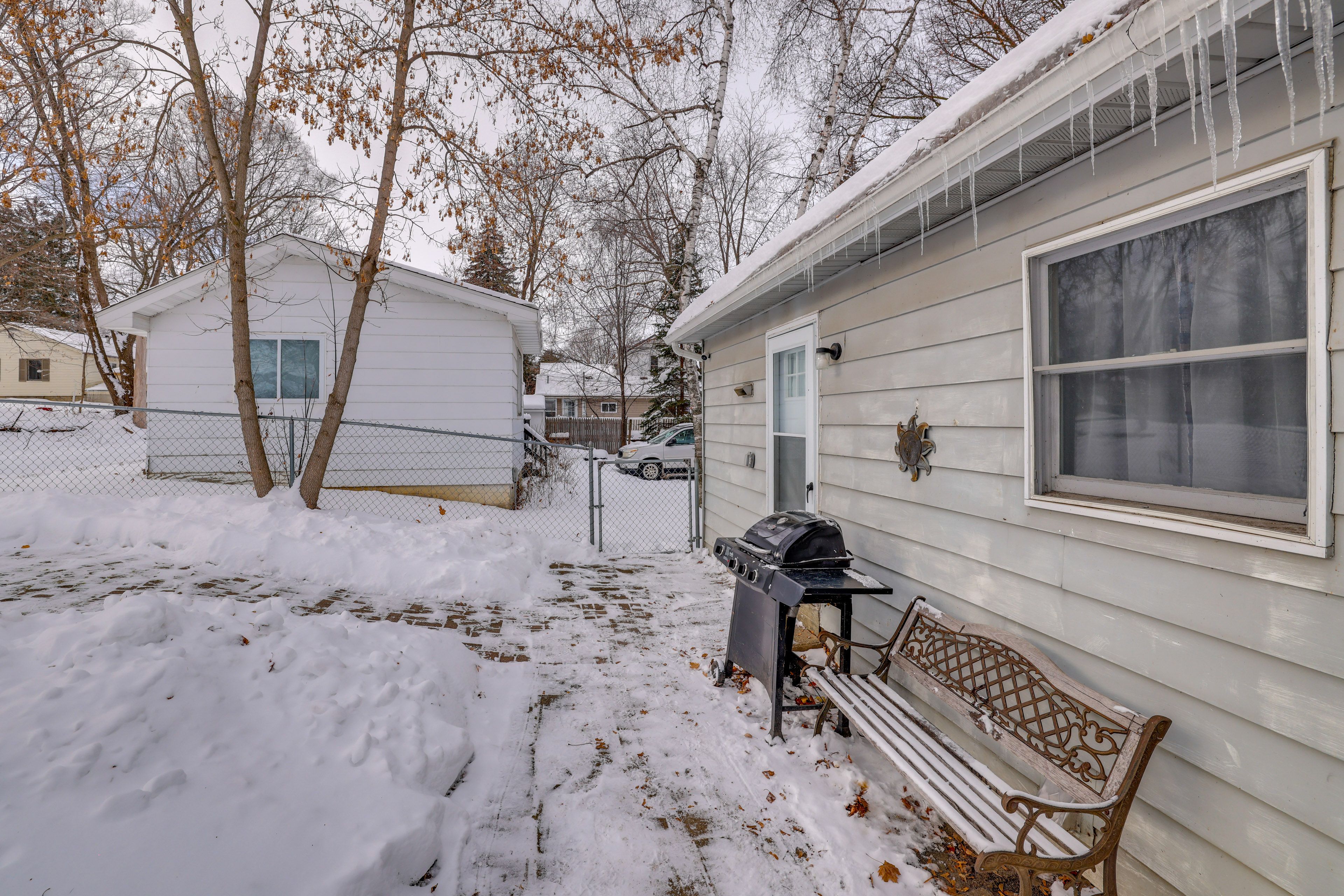 House Exterior | Patio | Gas Grill