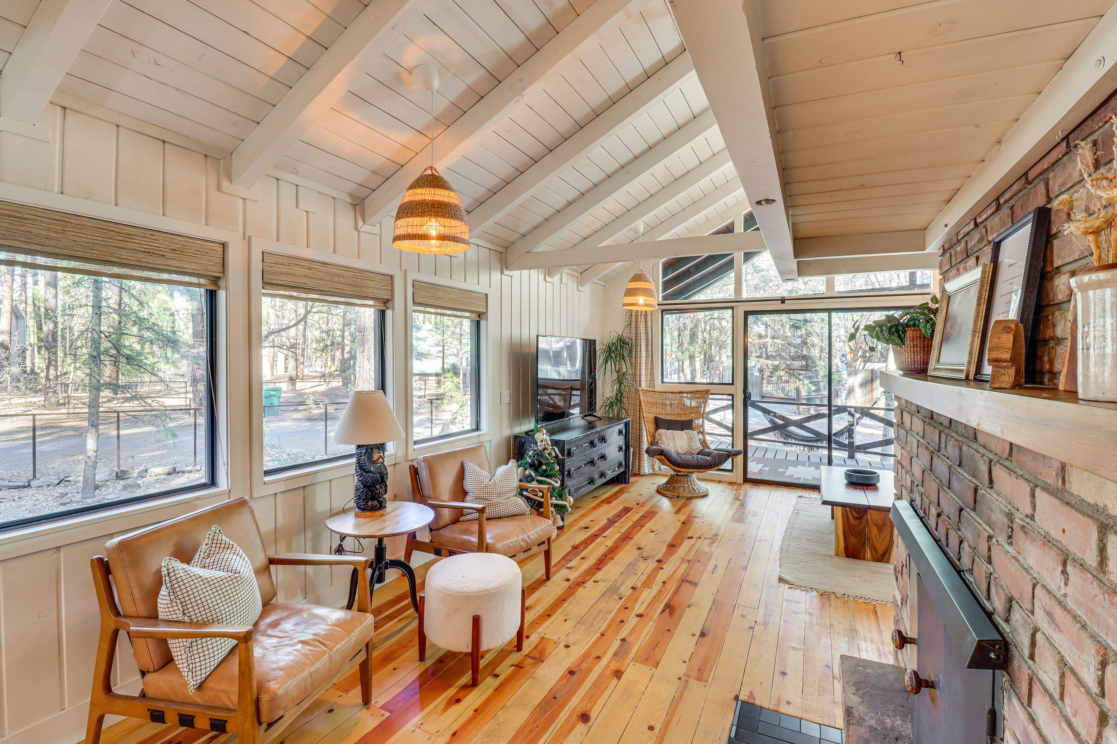 Sitting Room | 1st Floor