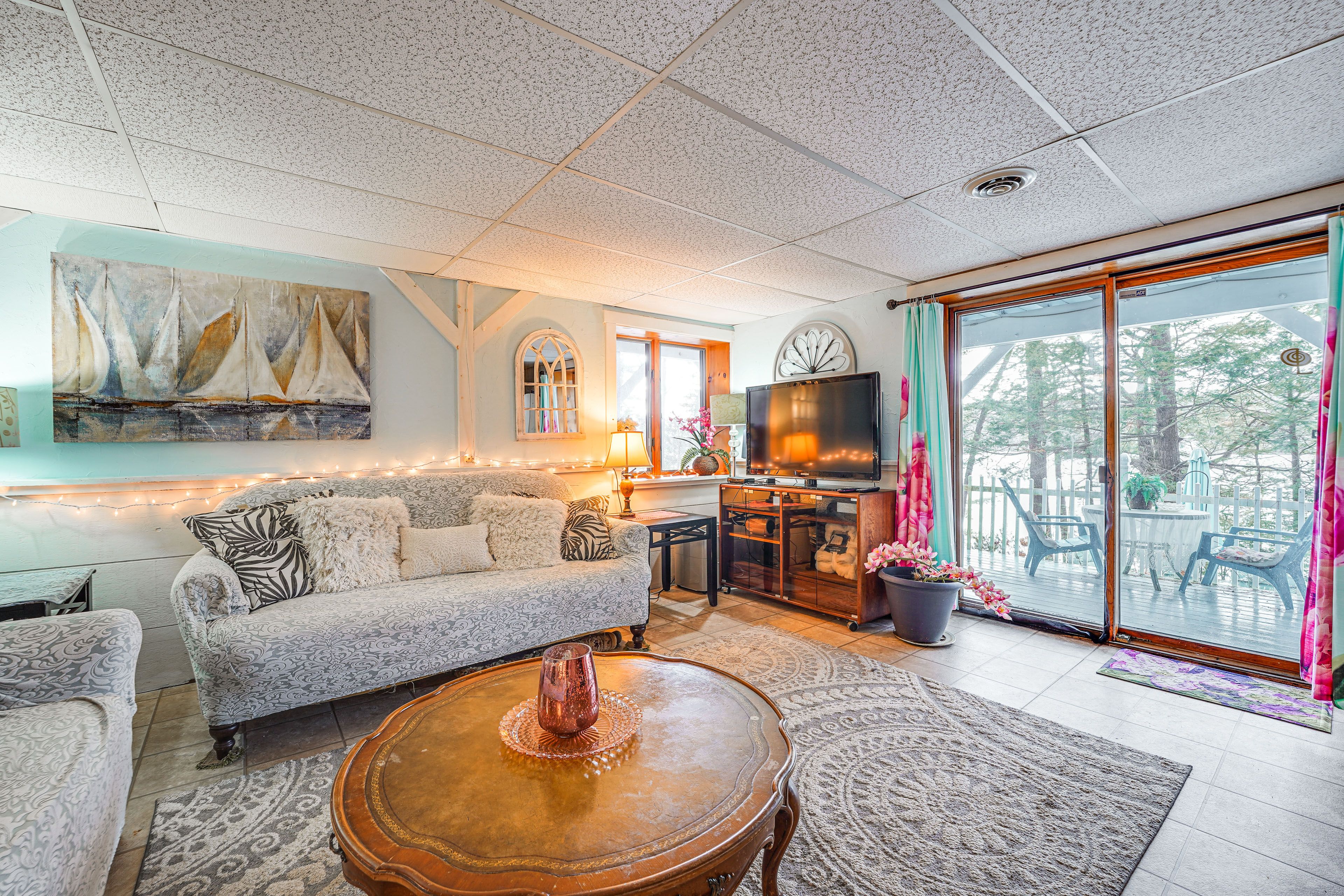 Studio | Living Area