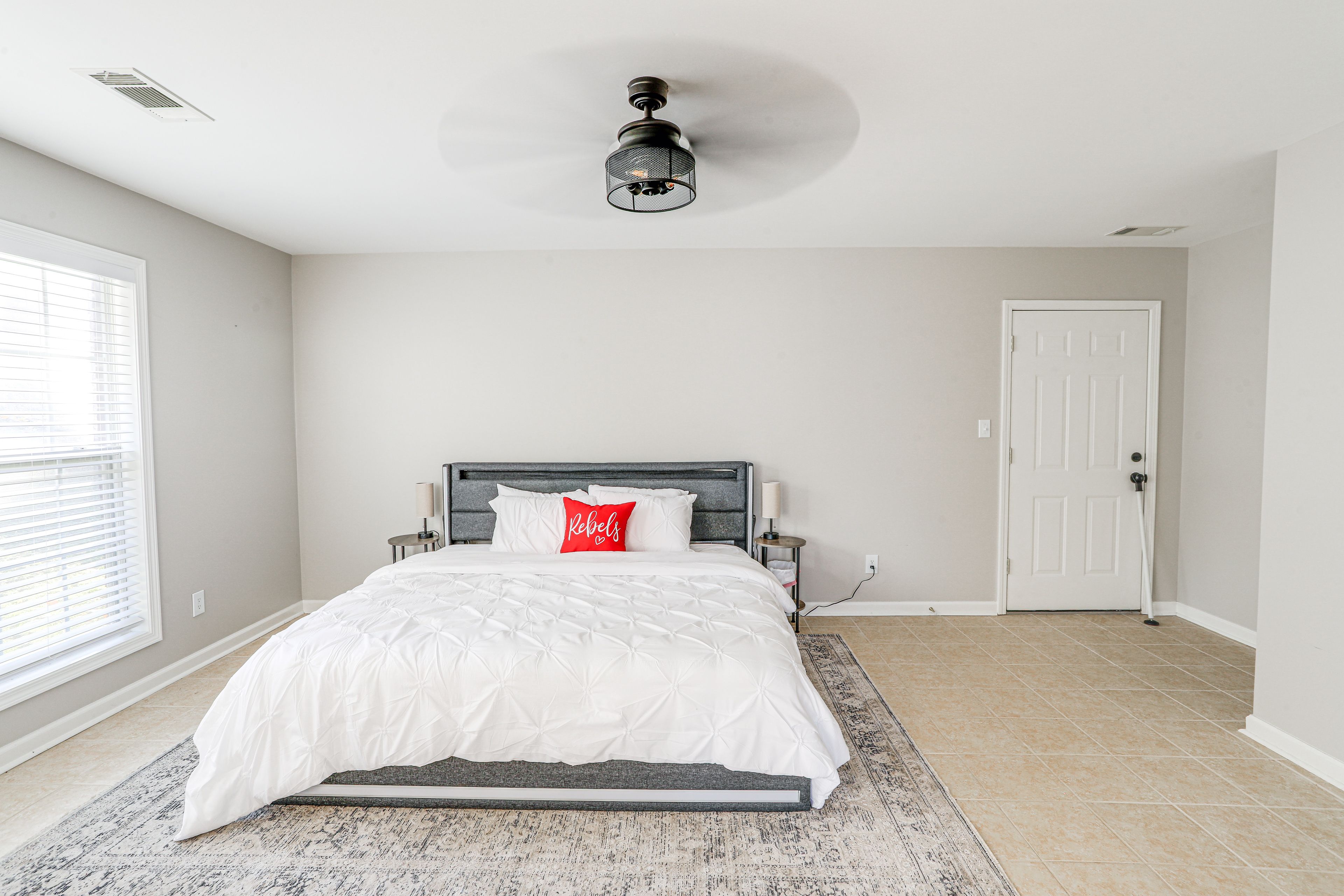 Bedroom 1 | King Bed | Linens Provided