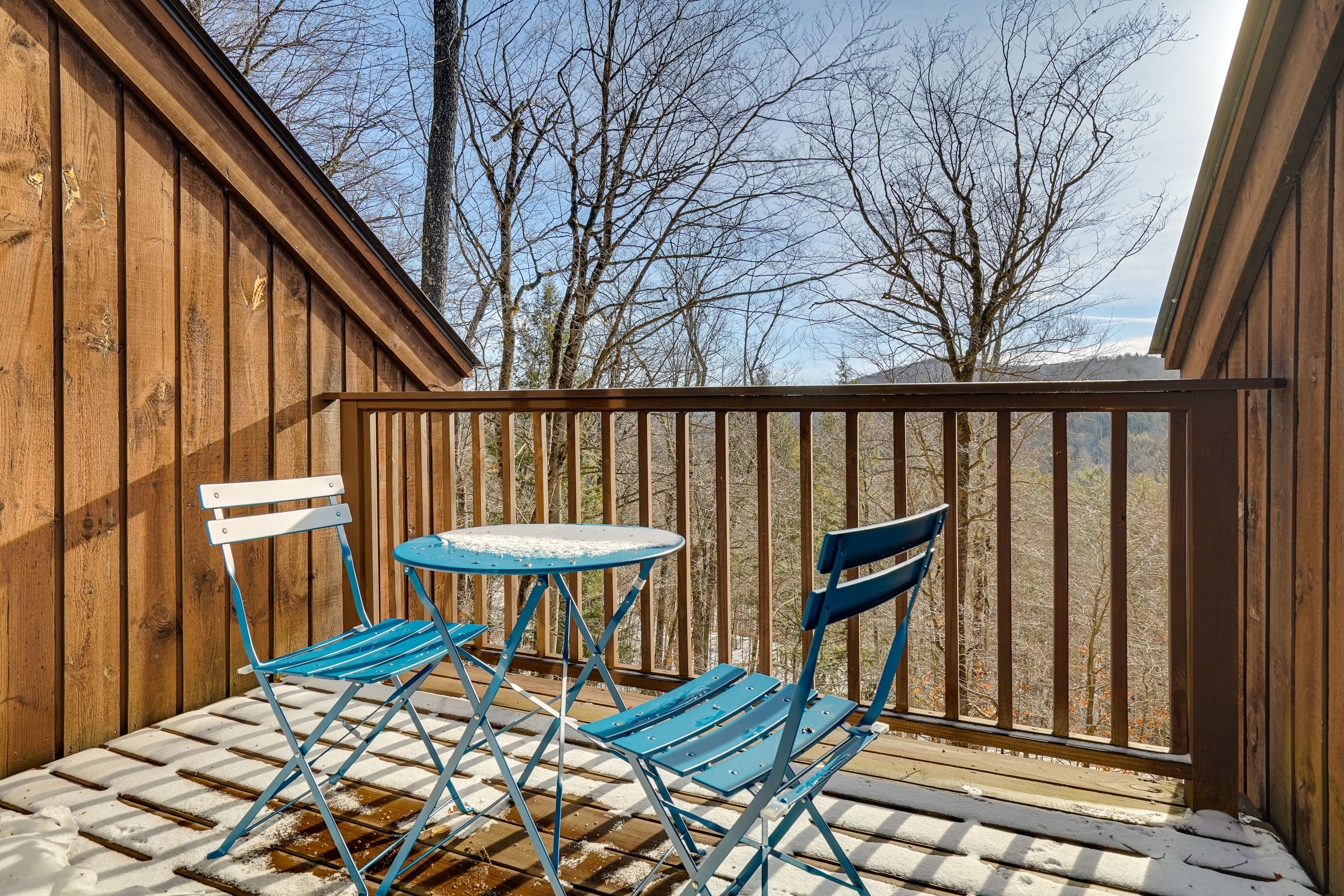 Private Deck | Upper Level