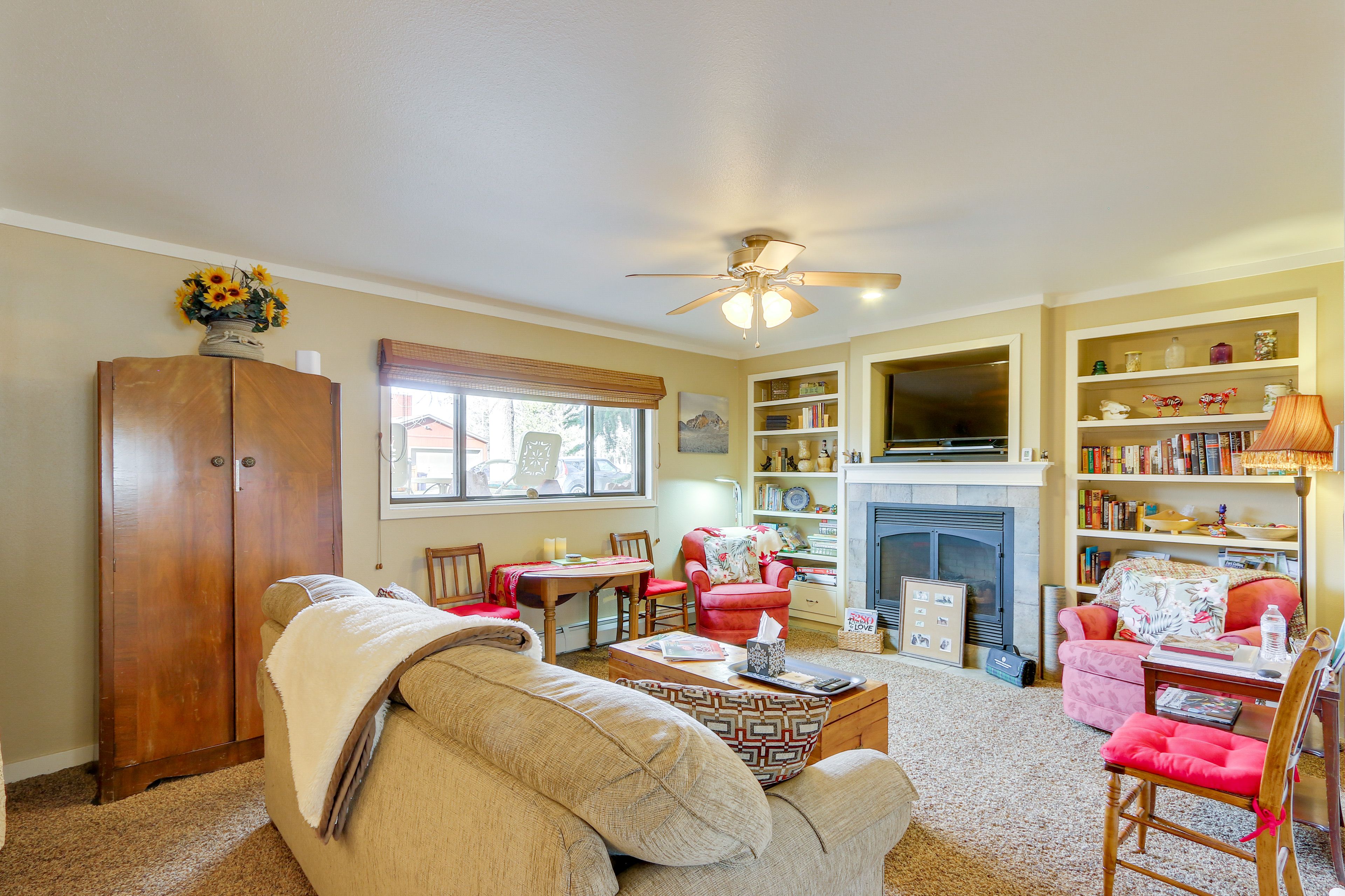 Fort Collins Vacation Rental | 1BR | 1BA | 650 Sq Ft | Exterior Stairs Required